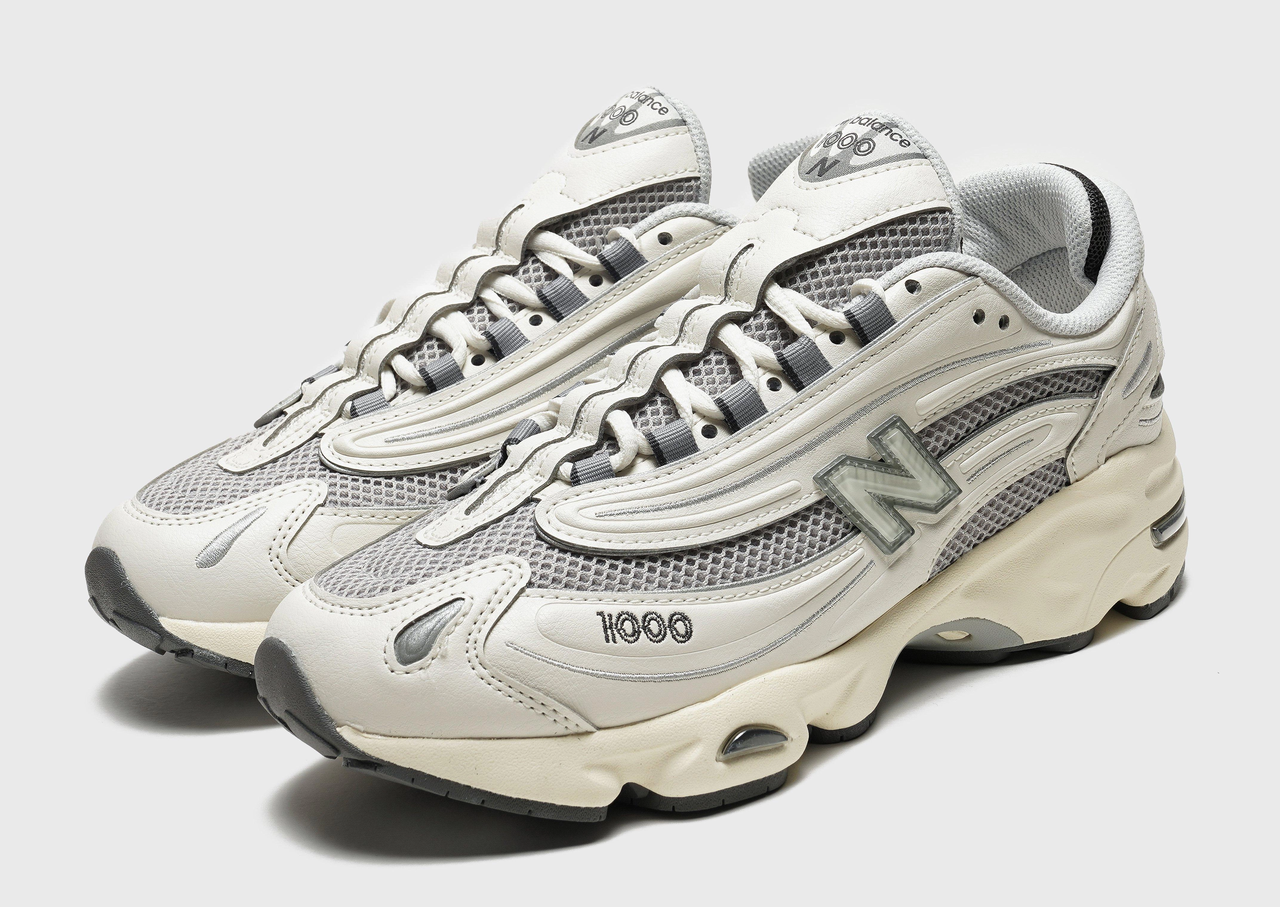 Layer Light, Subtle Signature, Modular Function, Refined Balance, Core-Level Comfort