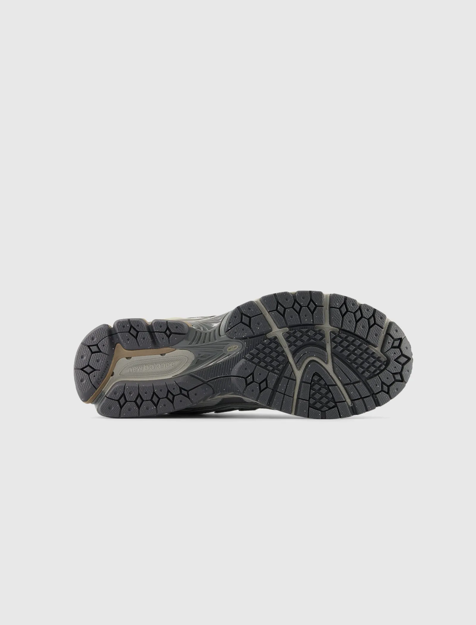 1906 "TEAM AWAY GREY" Clothing	NEW BALANCE