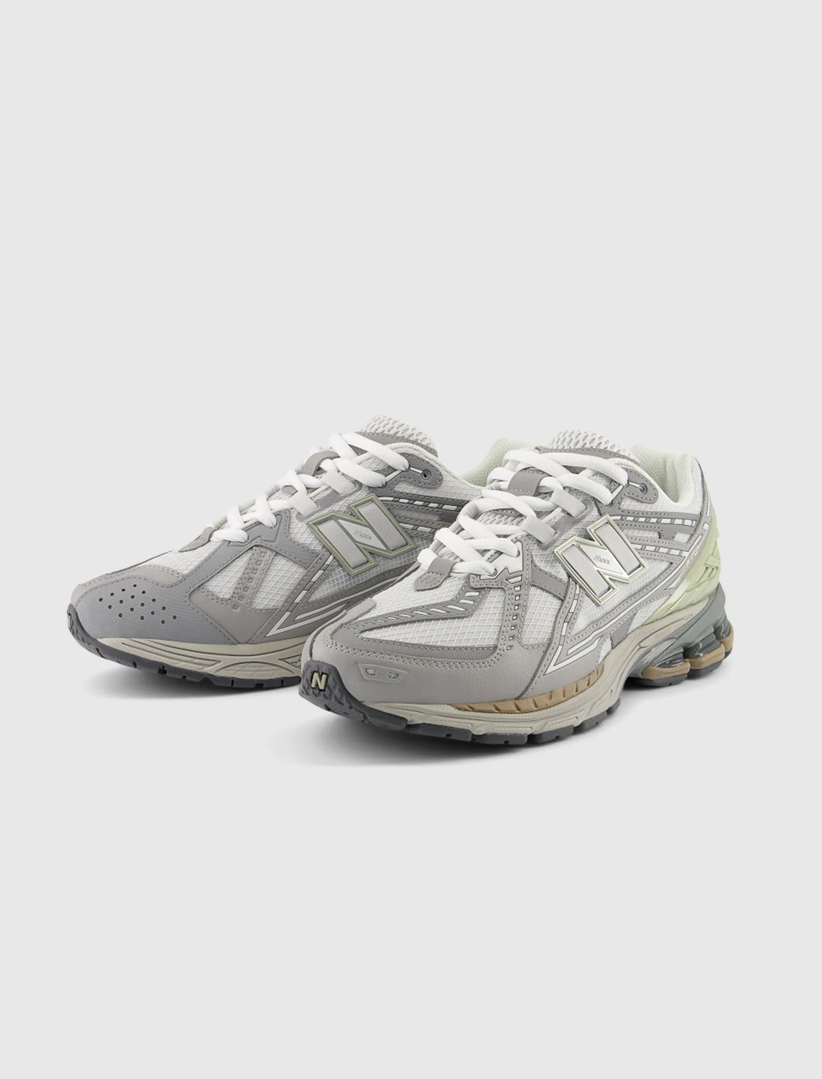 1906 "TEAM AWAY GREY" Clothing	NEW BALANCE