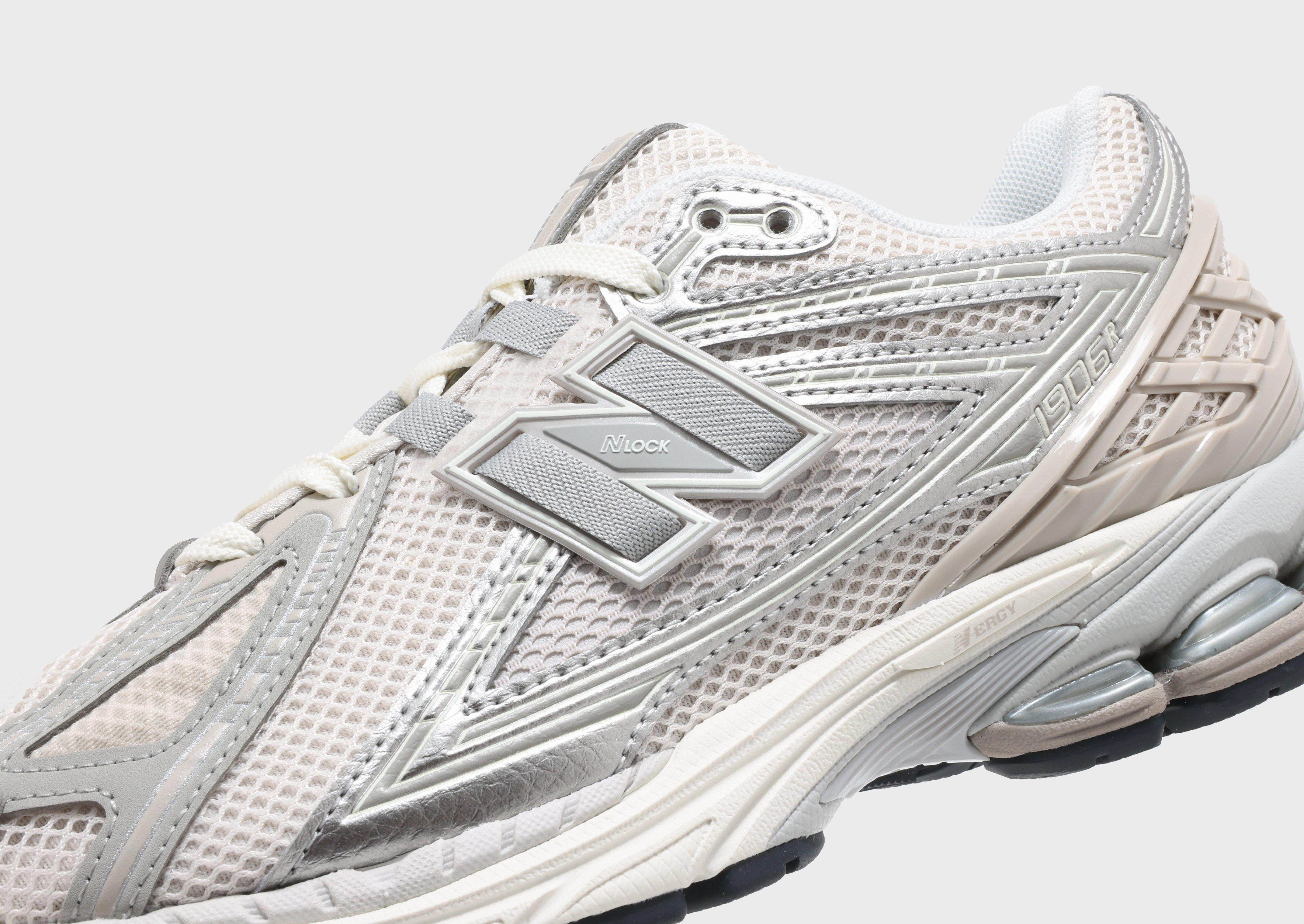Sleek Comfortwear, Driven By Comfort, Versatile Mood, Urban Core, Your Rhythm Layer, Live Refined, Core Aesthetic