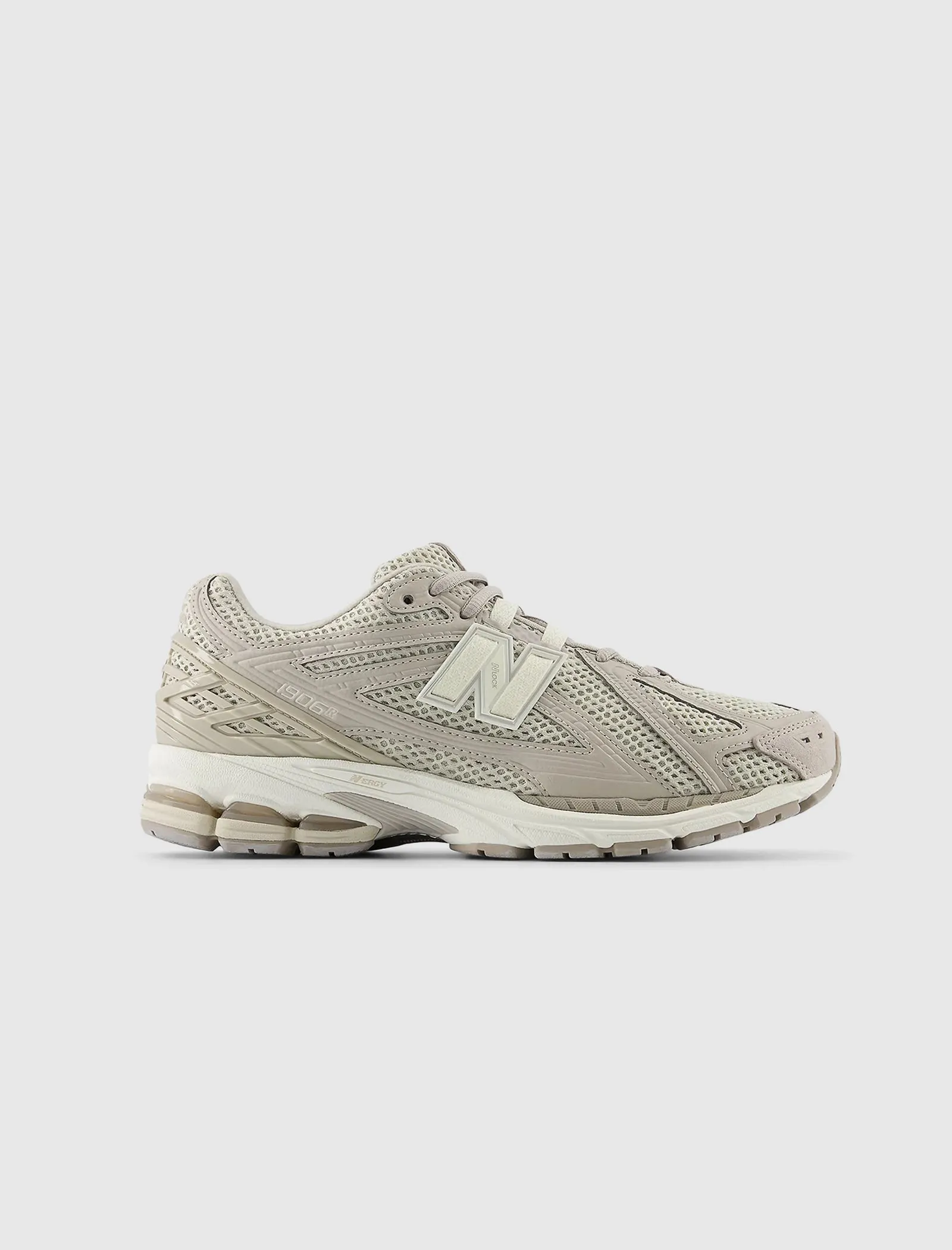 1906R "MOONROCK" Clothing	NEW BALANCE