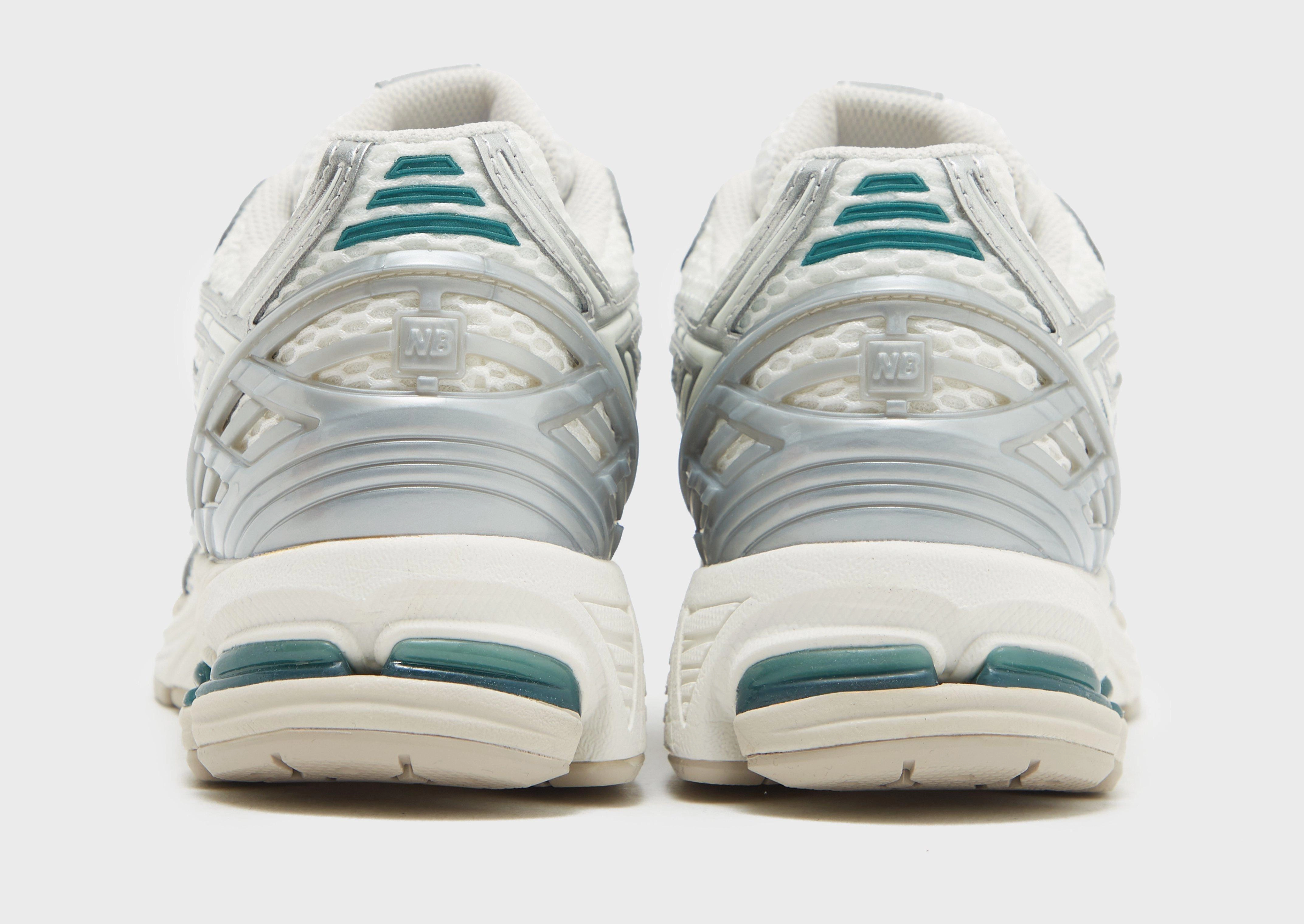 Smart And Simple, Flow-Wear Future, Constant Comfort, Made To Roam, Pure Lines, Streamlined Look