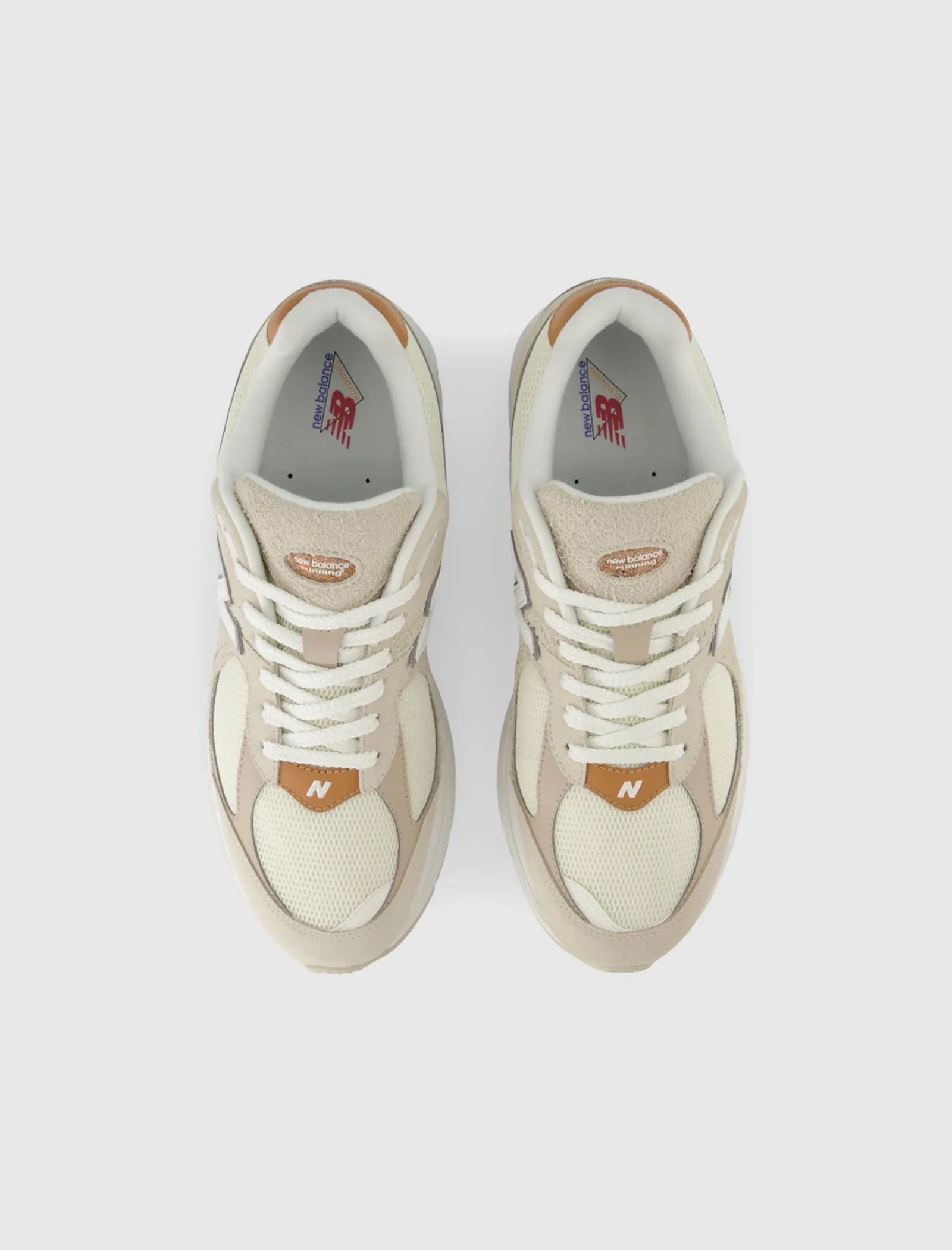 2002R "SANDSTONE" Clothing	NEW BALANCE