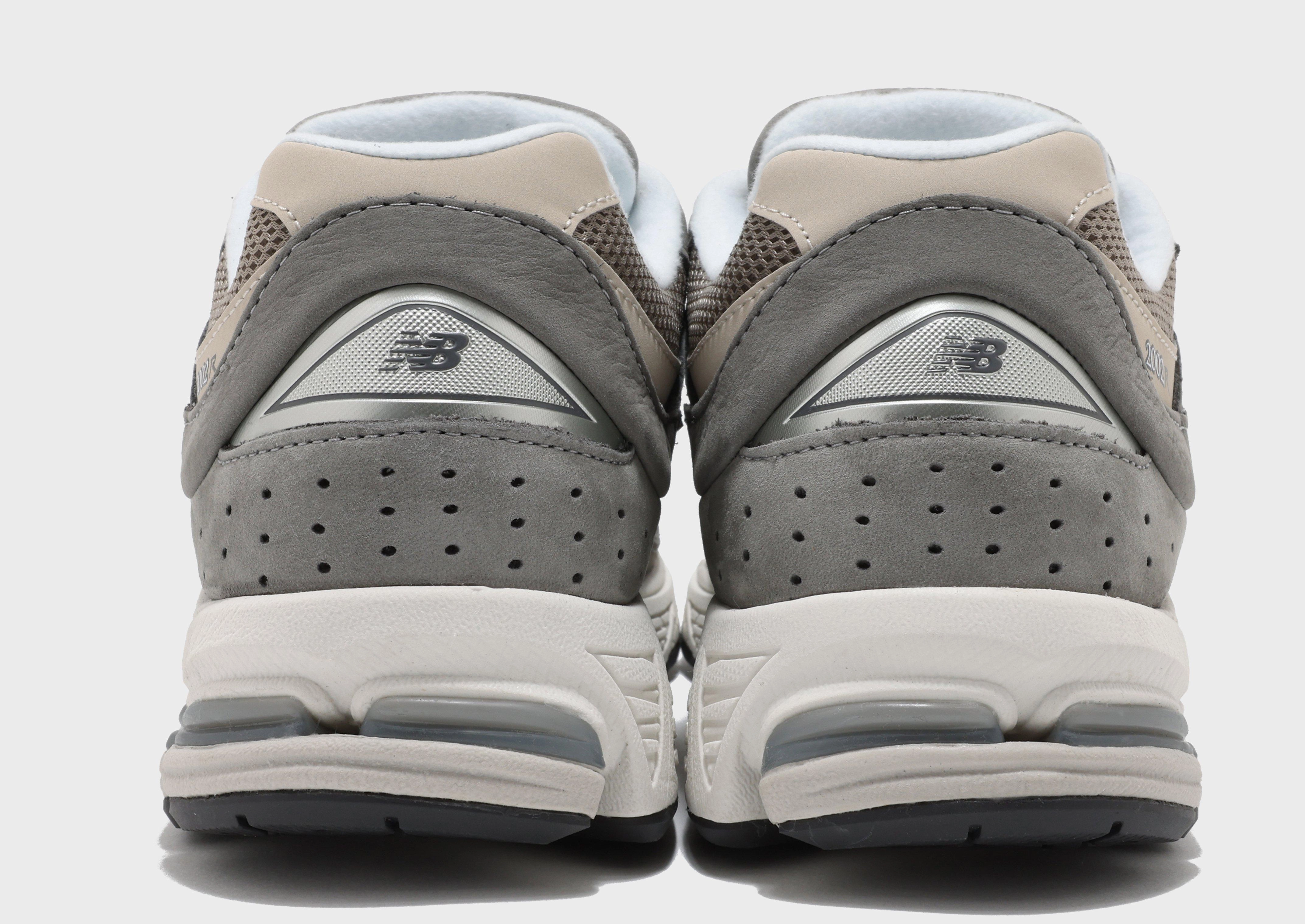 Explore With Ease, Urban-Motion Fit, Layered City, Pure Urban, Future-Forward Comfort, Subtle Style Gear, Versatility Gear