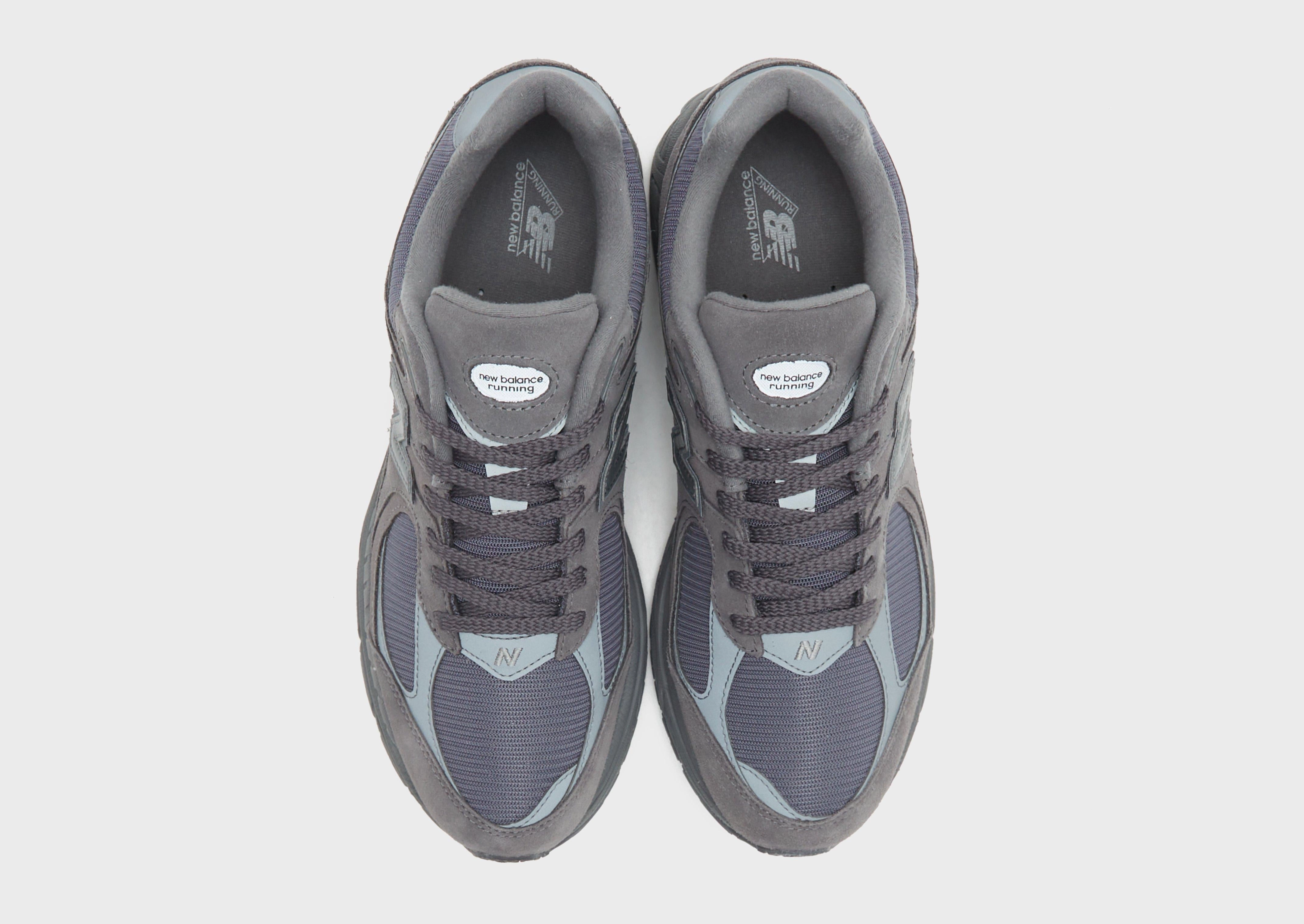 Future-Light, Precision-Made, Form And Motion, Form-Centered, Crafted Evolution, Clean Profile, Crafted To Move, Smart Layering
