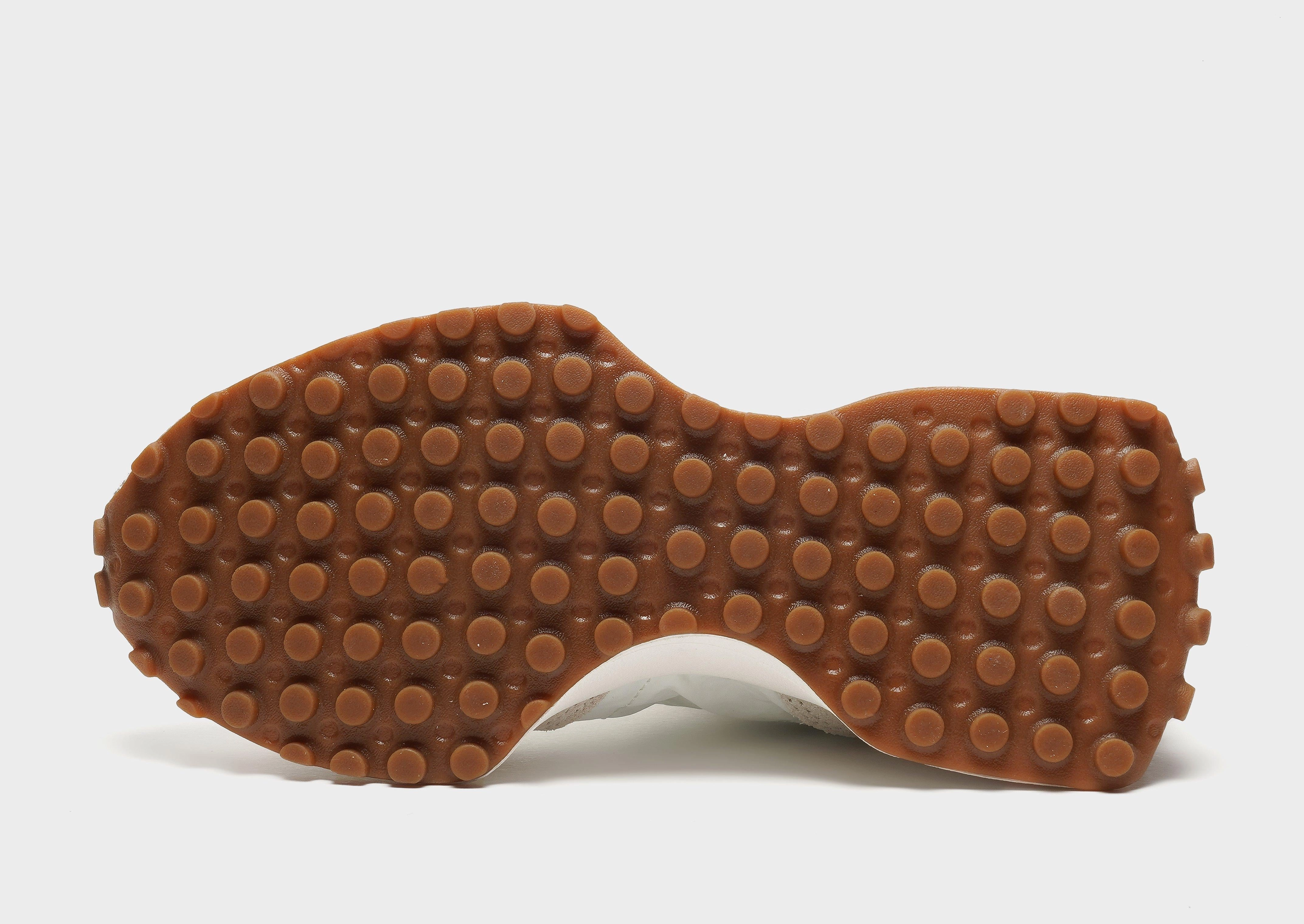 Precision Layers, Street Clarity, Ready To Flex, Flow-Forward Gear, Free To Move, Crafted Flow, Calm In Motionwear