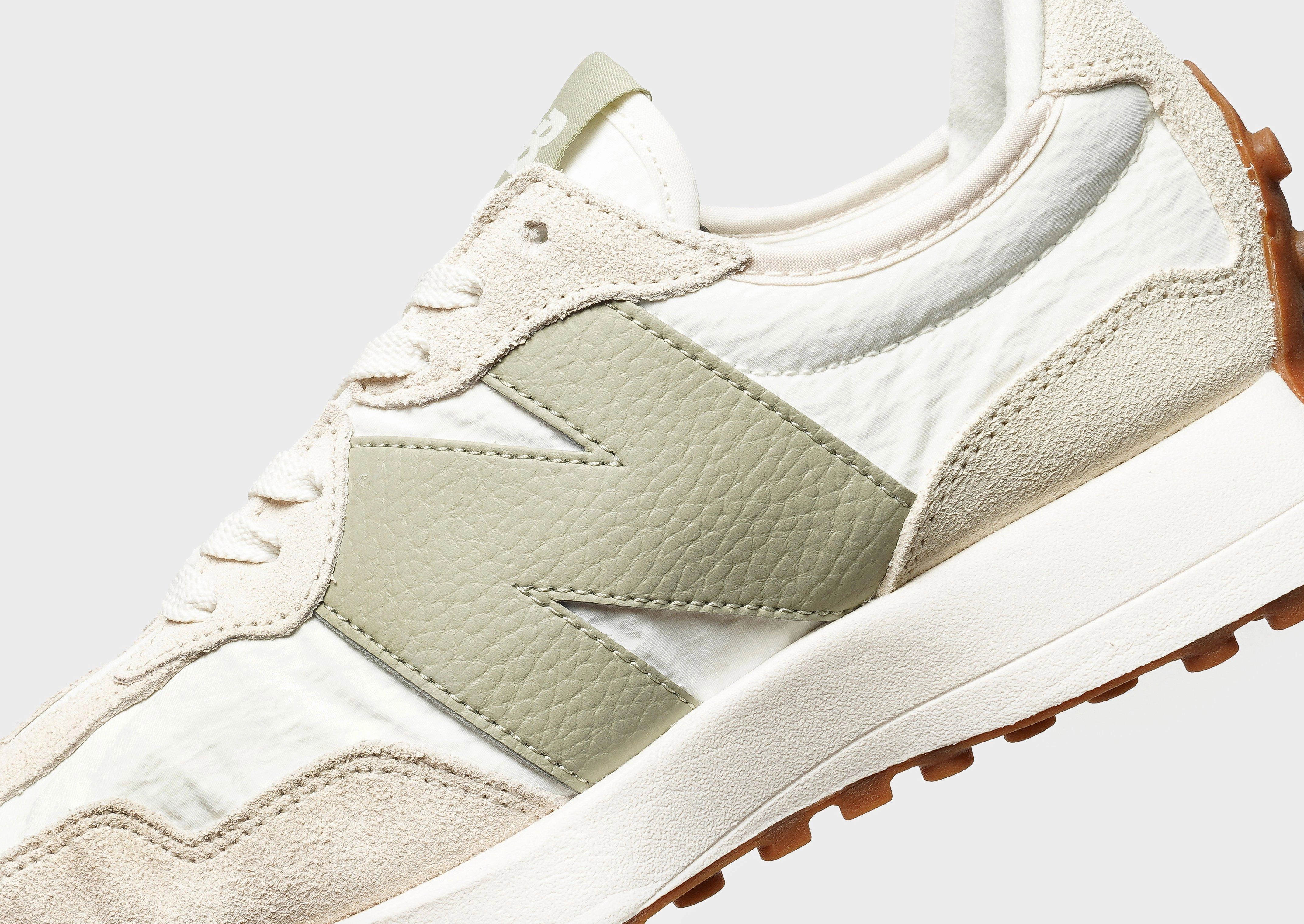 Street-Forward, Clean Citywear, Neutral Layers, Tone-Driven, Streamlined Mobility, Modular Design