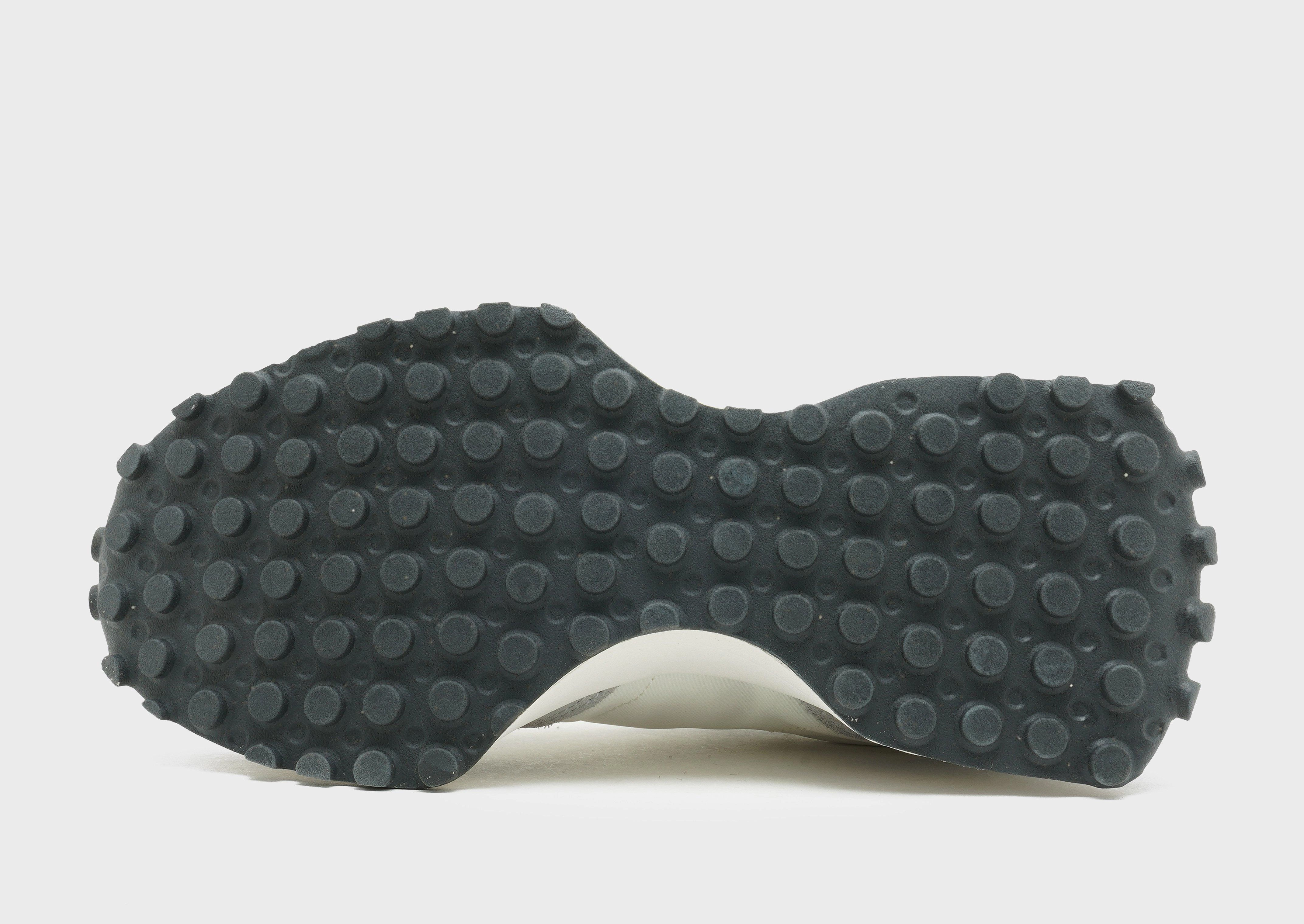 Wearable Clarity, All-Day Rhythm, Future Lines, Everyday Dynamism, Reimagined Comfort