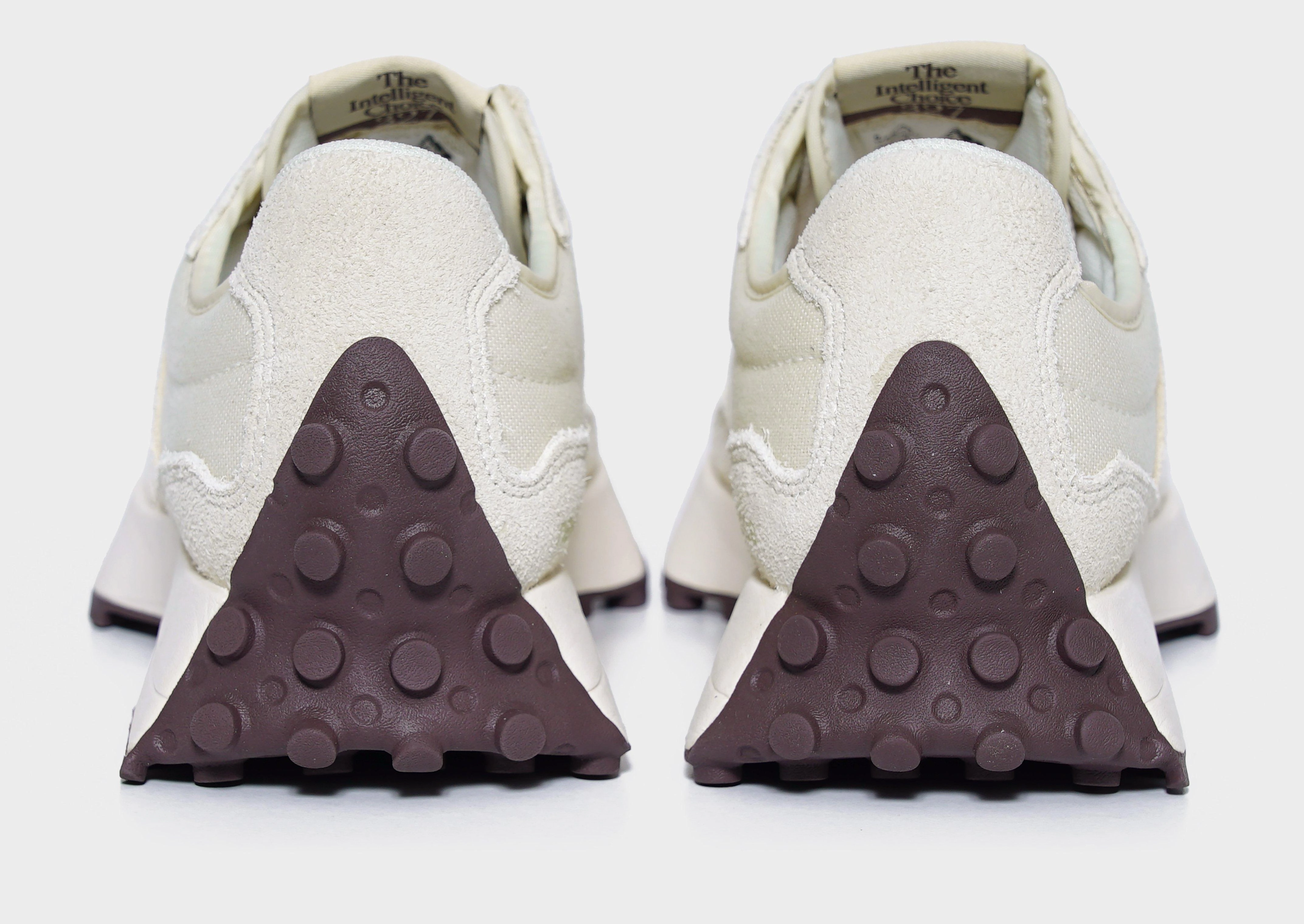 Dynamic Looks, Expressive Minimal, Progressive Outfit, Active Core, Essentials On Point, Progressive Feel, Motion Meets Design