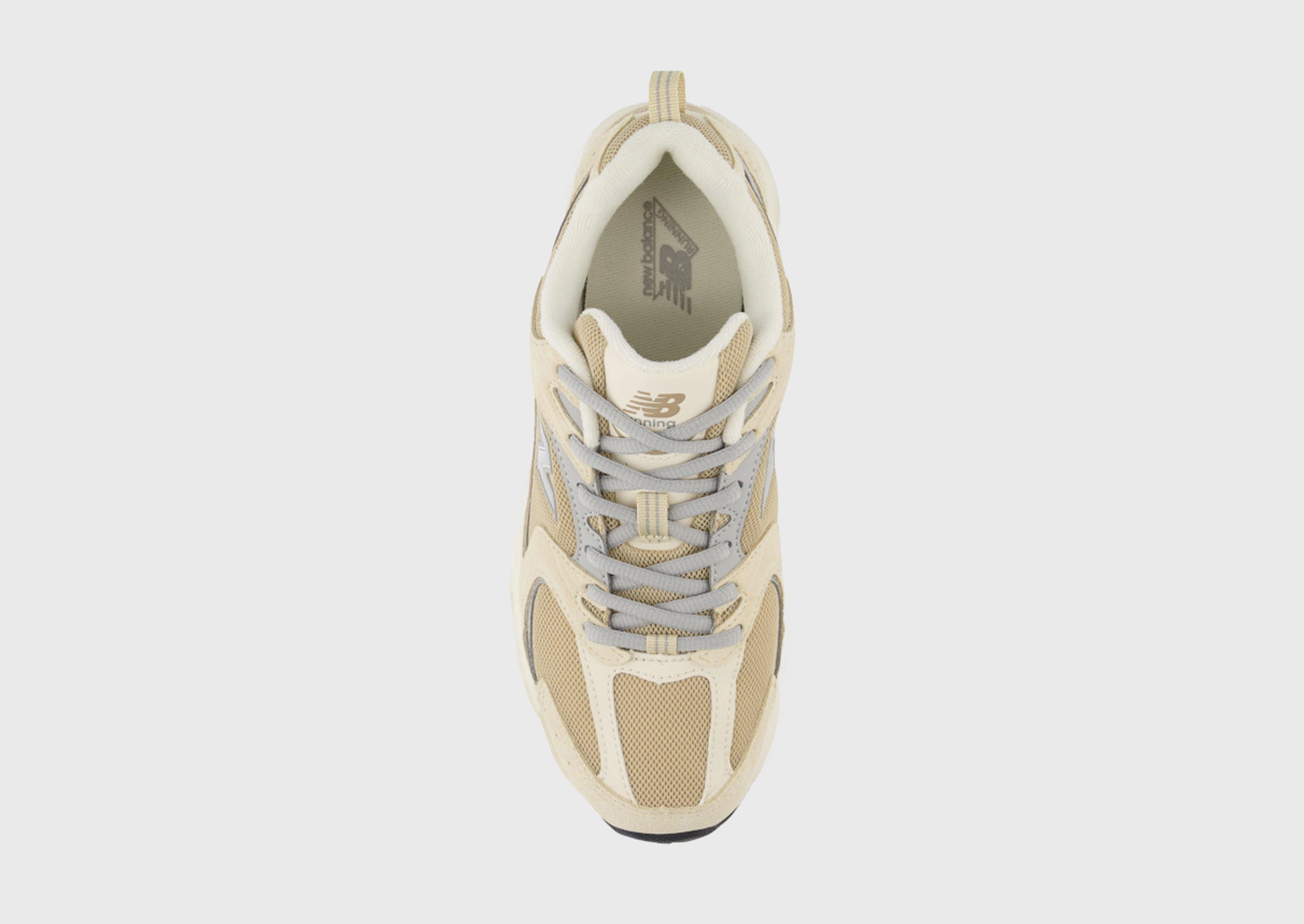 Clean-Forward, Minimal Details, In-Motion Look, Understated Utility, Adapted Living, Precision-Made, Bold Details, Light Motion Gear