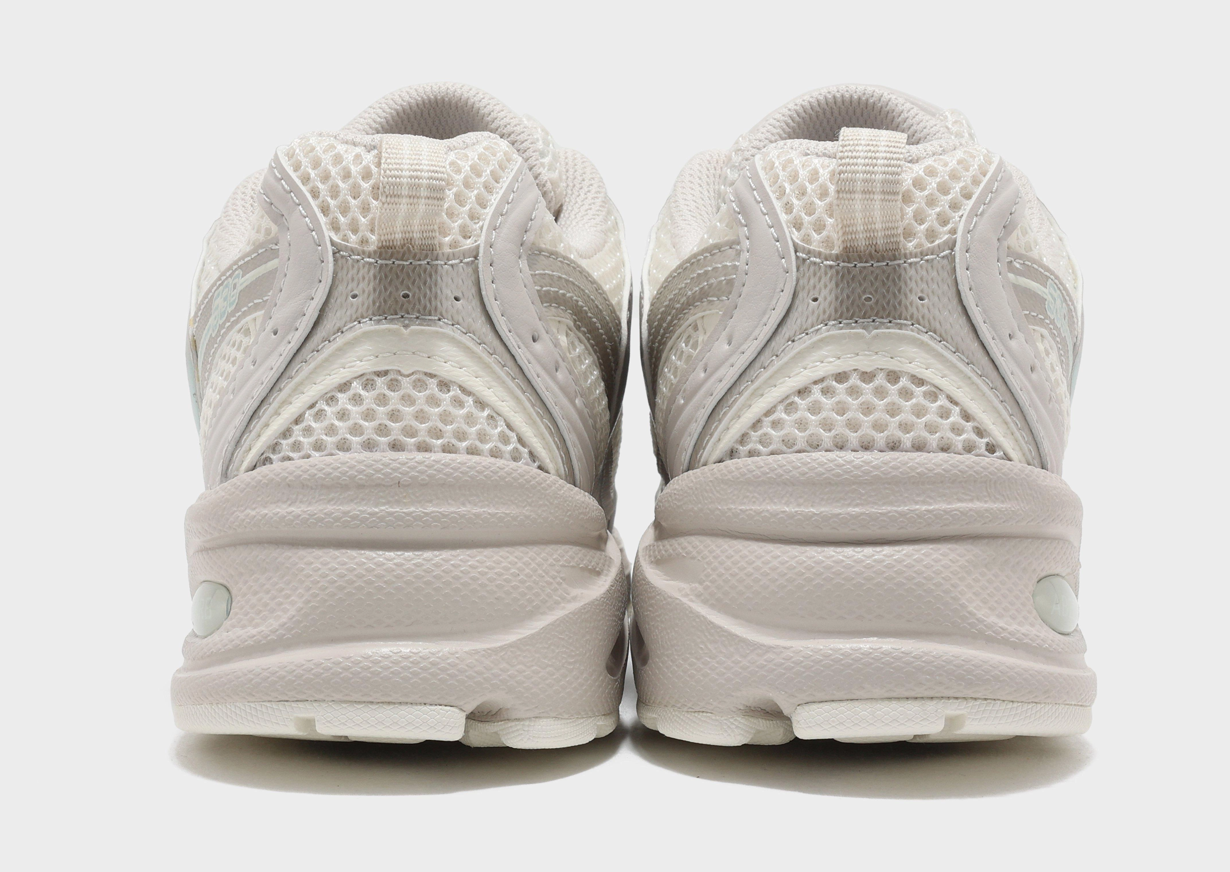 Fresh Silhouette, Future-Form, Everyday Core, Progressive Outfit, Urban Layering, Soft Structure, Daily-Ready