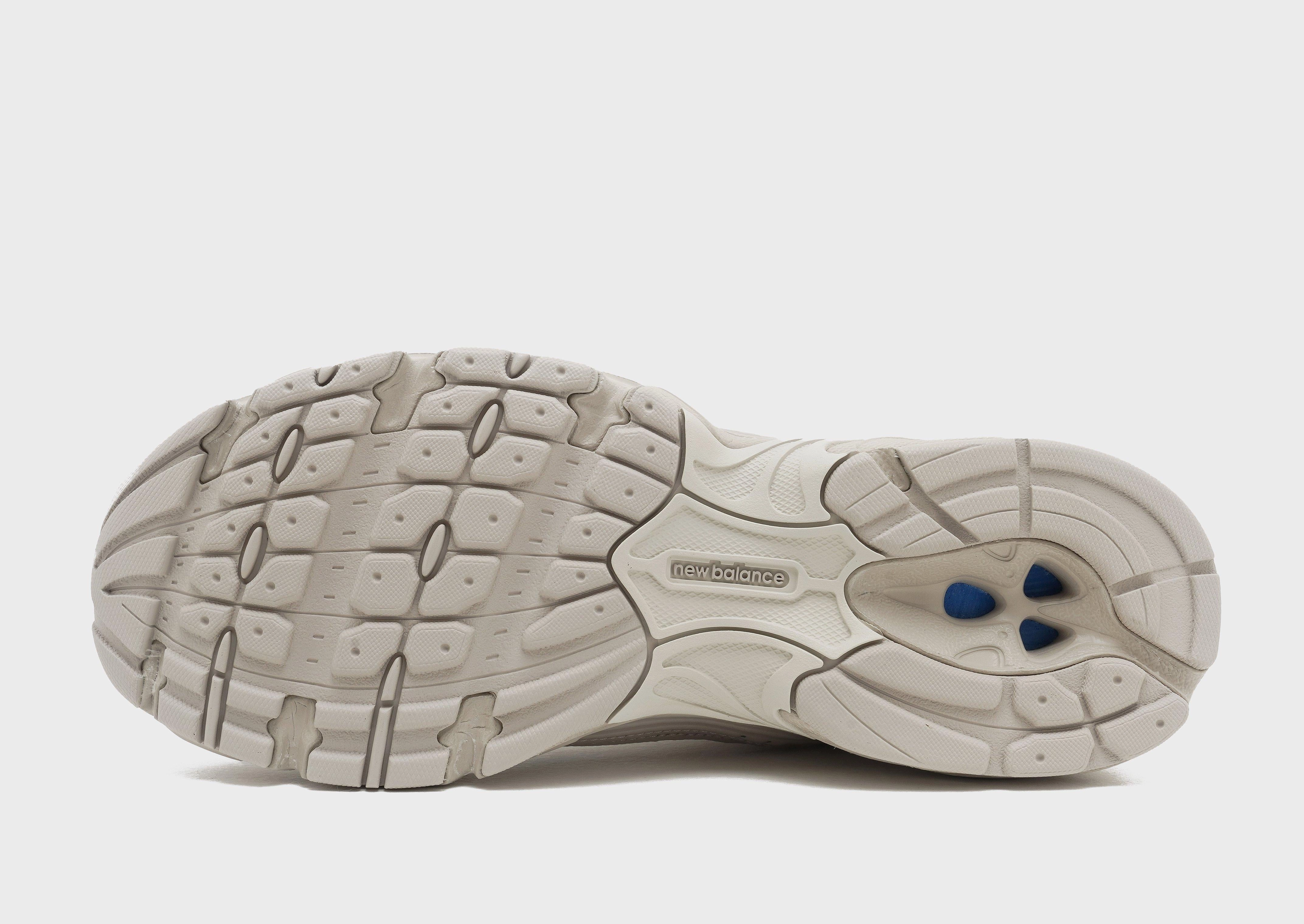 Refined Balance, Wear Reimagined, Modern Tone, Timeless Motion, Flexible Everyday, Core-Driven, On-The-Go Style