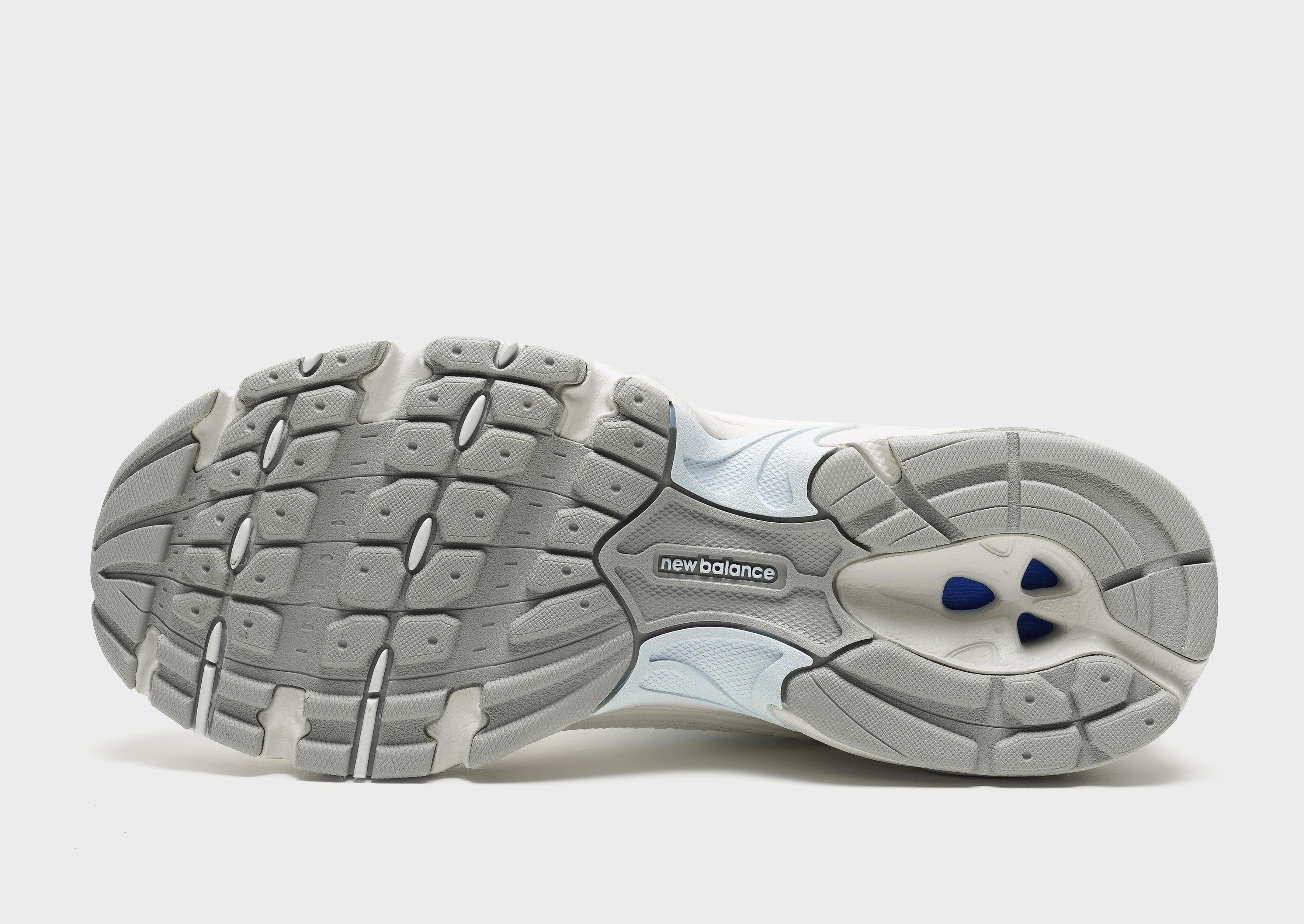 Sleek Comfortwear, Designed To Explore, Soft-Fit System, Motion-Driven, Wearable System