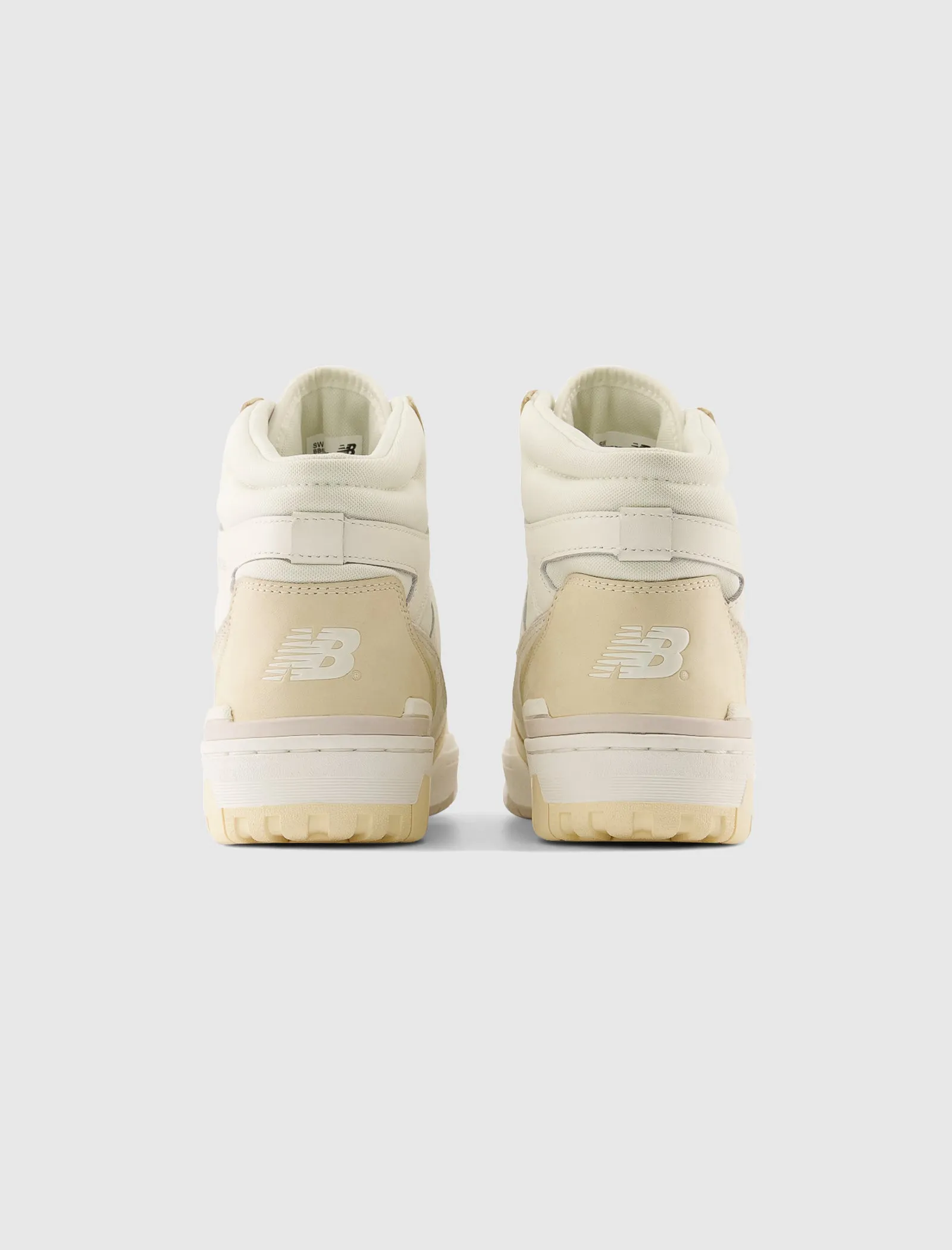 650R "BEIGE" Clothing	NEW BALANCE