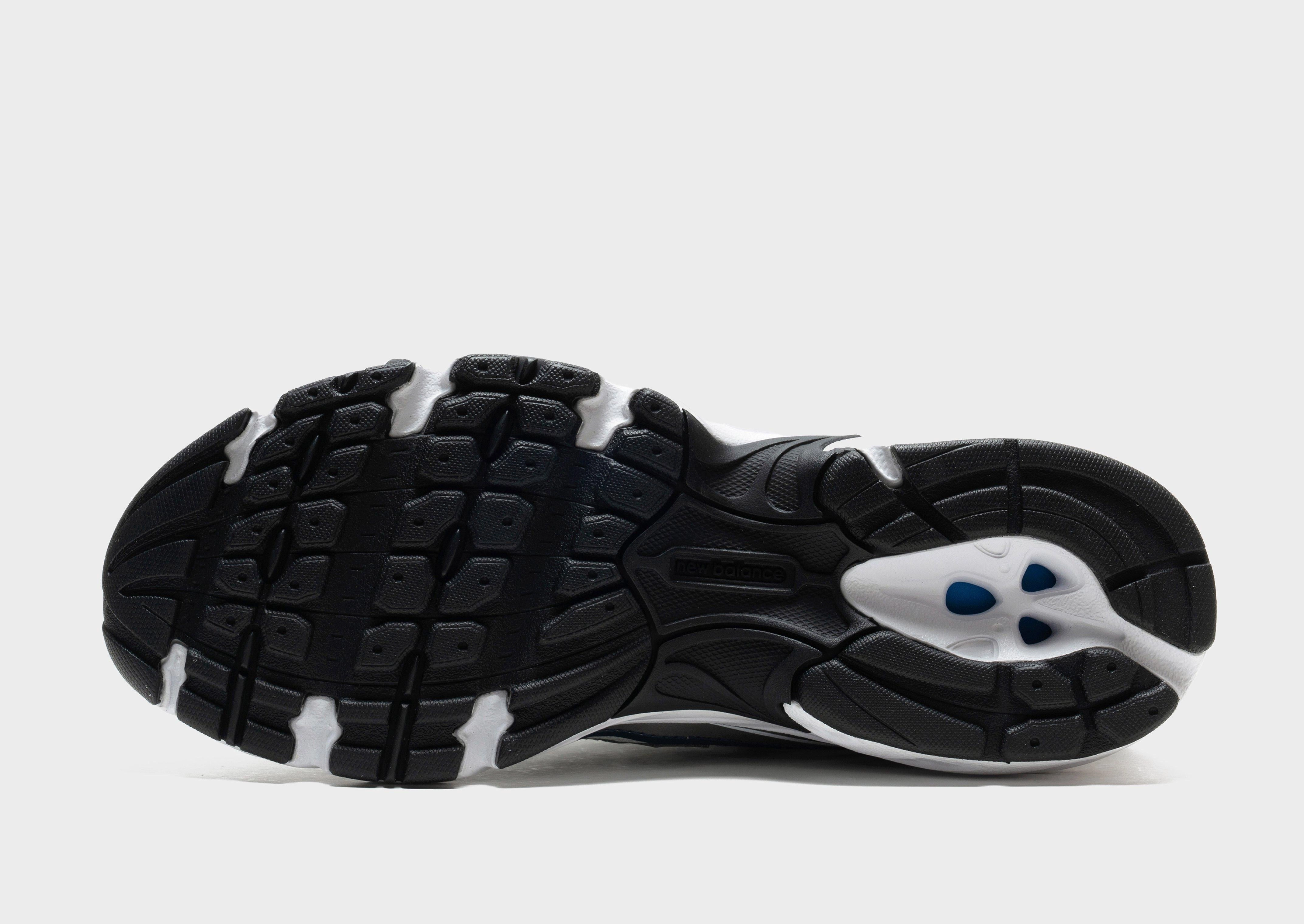 Daily Clarity, Form-Focused, Seasonless Design, Refined Chill, Dayflow Gear