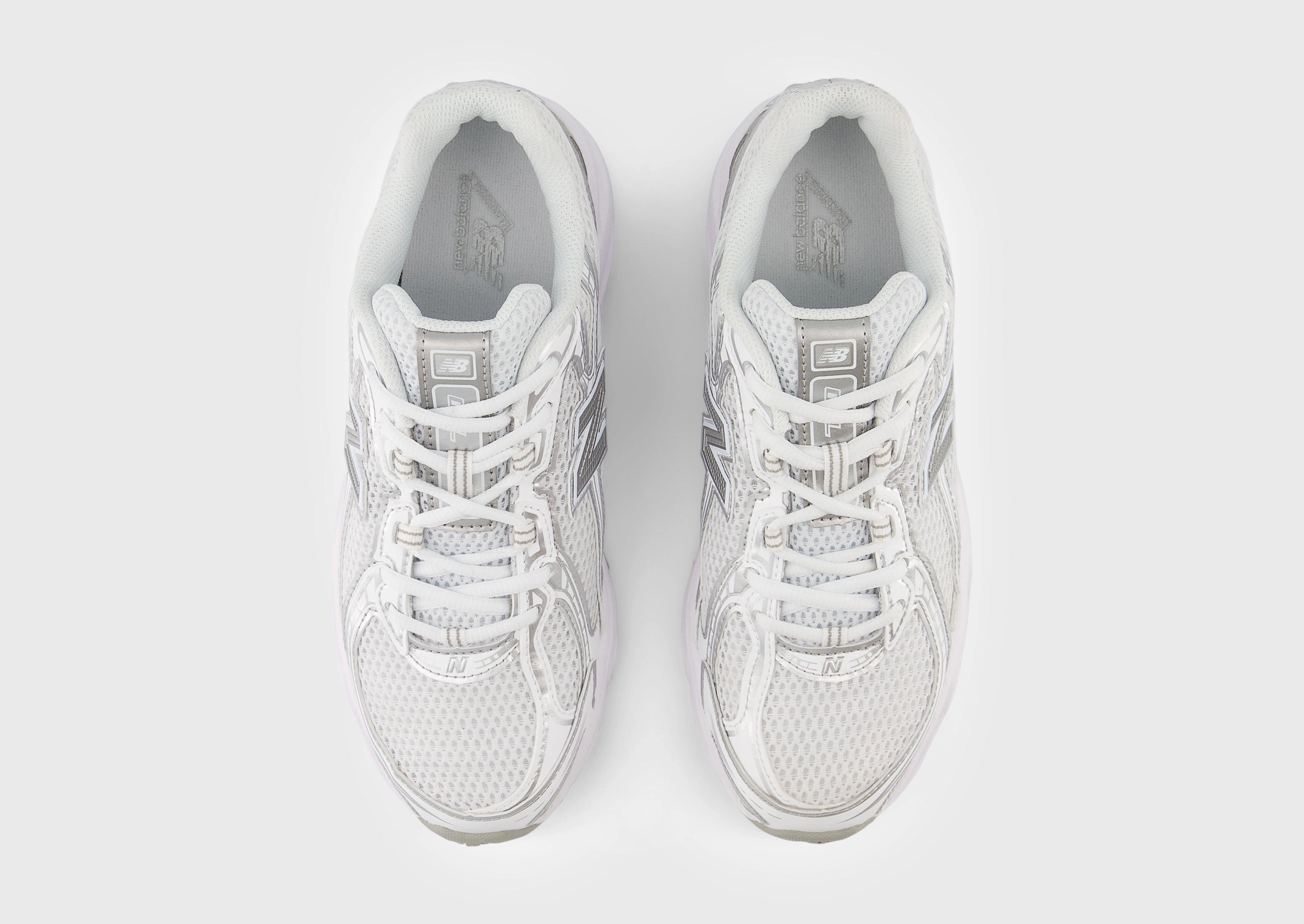 Smart Casual Core, Form-Centered, Design-First, Urban Flowwear, Live Light