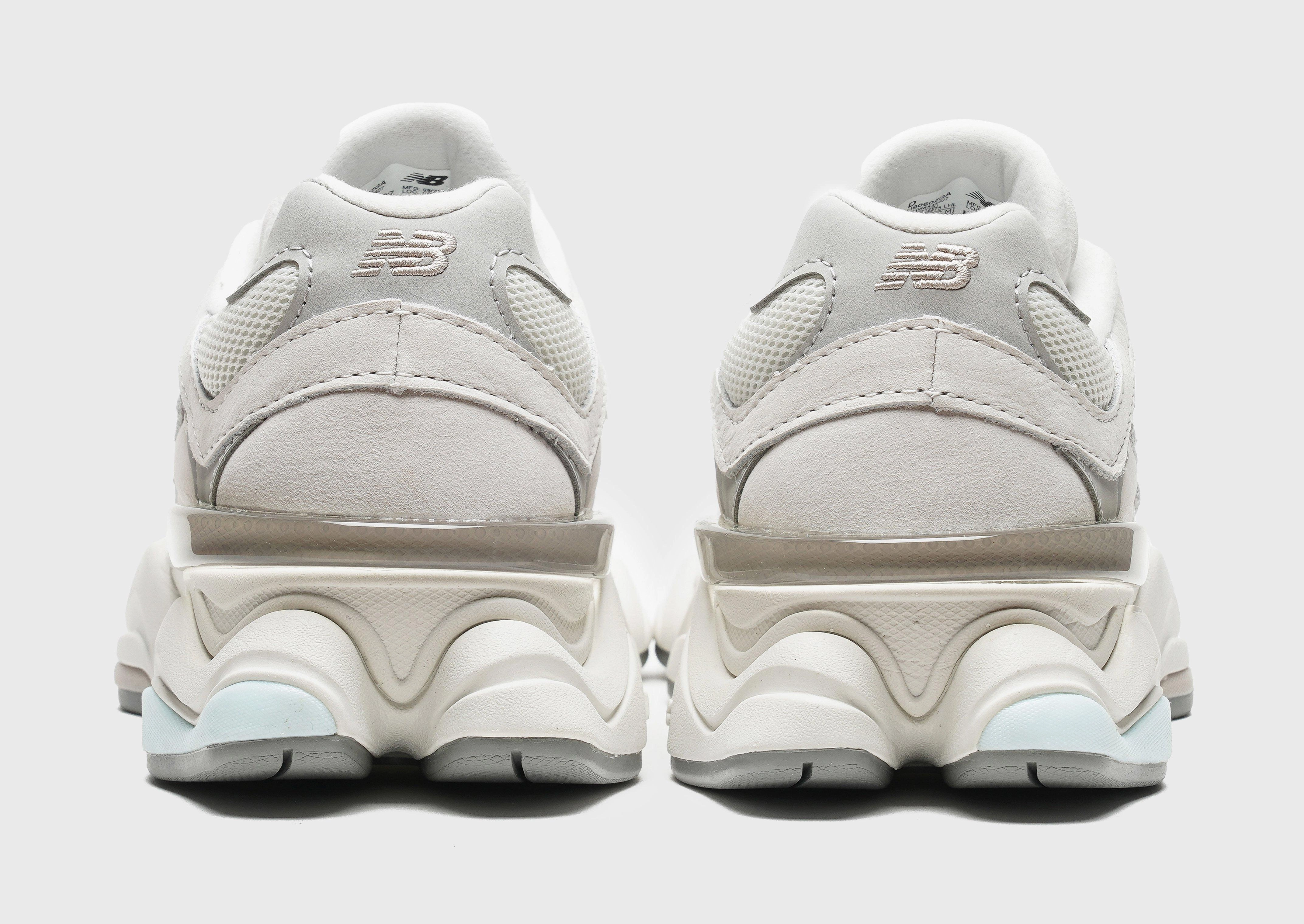 Optimized Outfit, Less Is Bold, Mindful Motion, Daily Shift, In-Motion Look