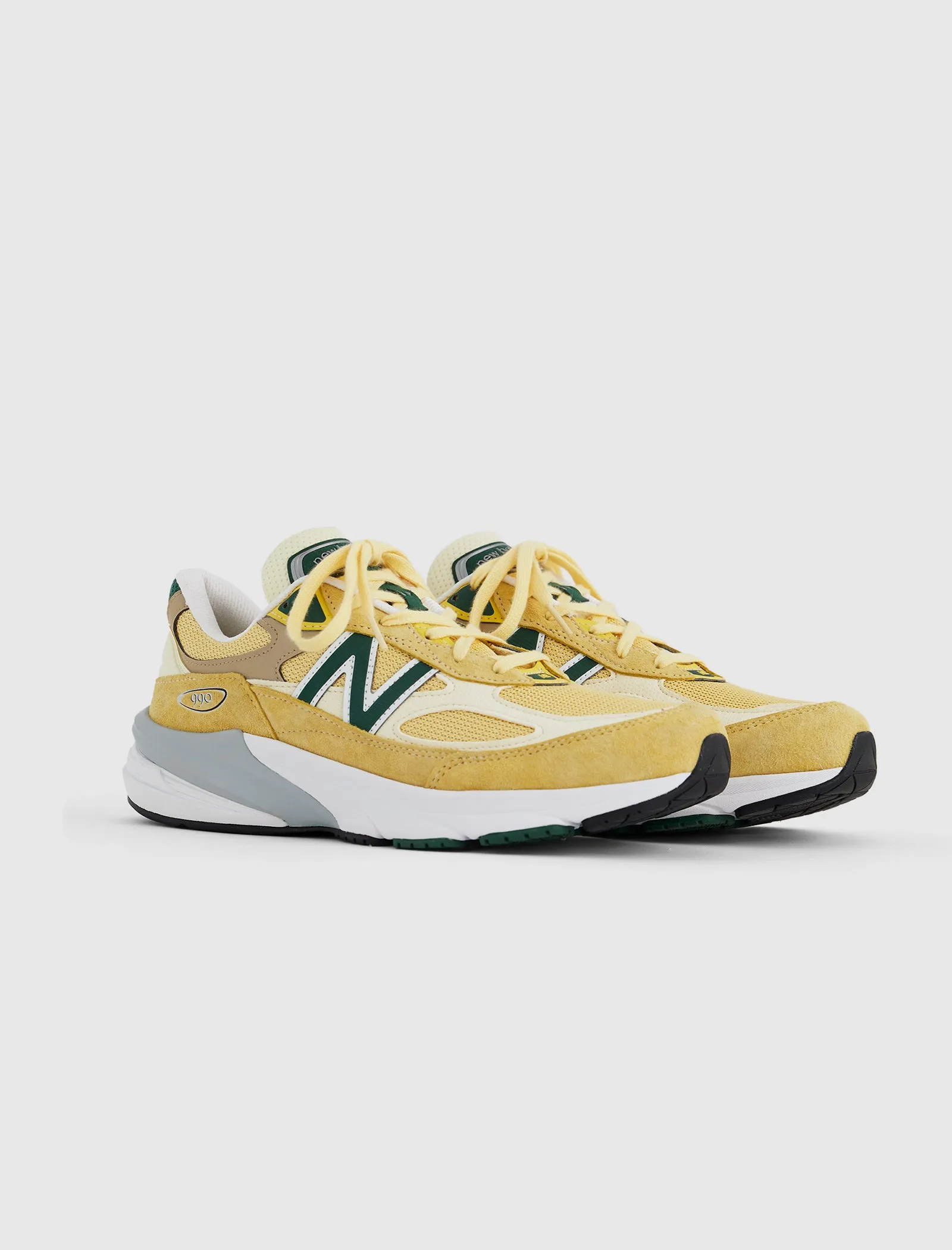 990V6 "PALE YELLOW" Clothing	NEW BALANCE