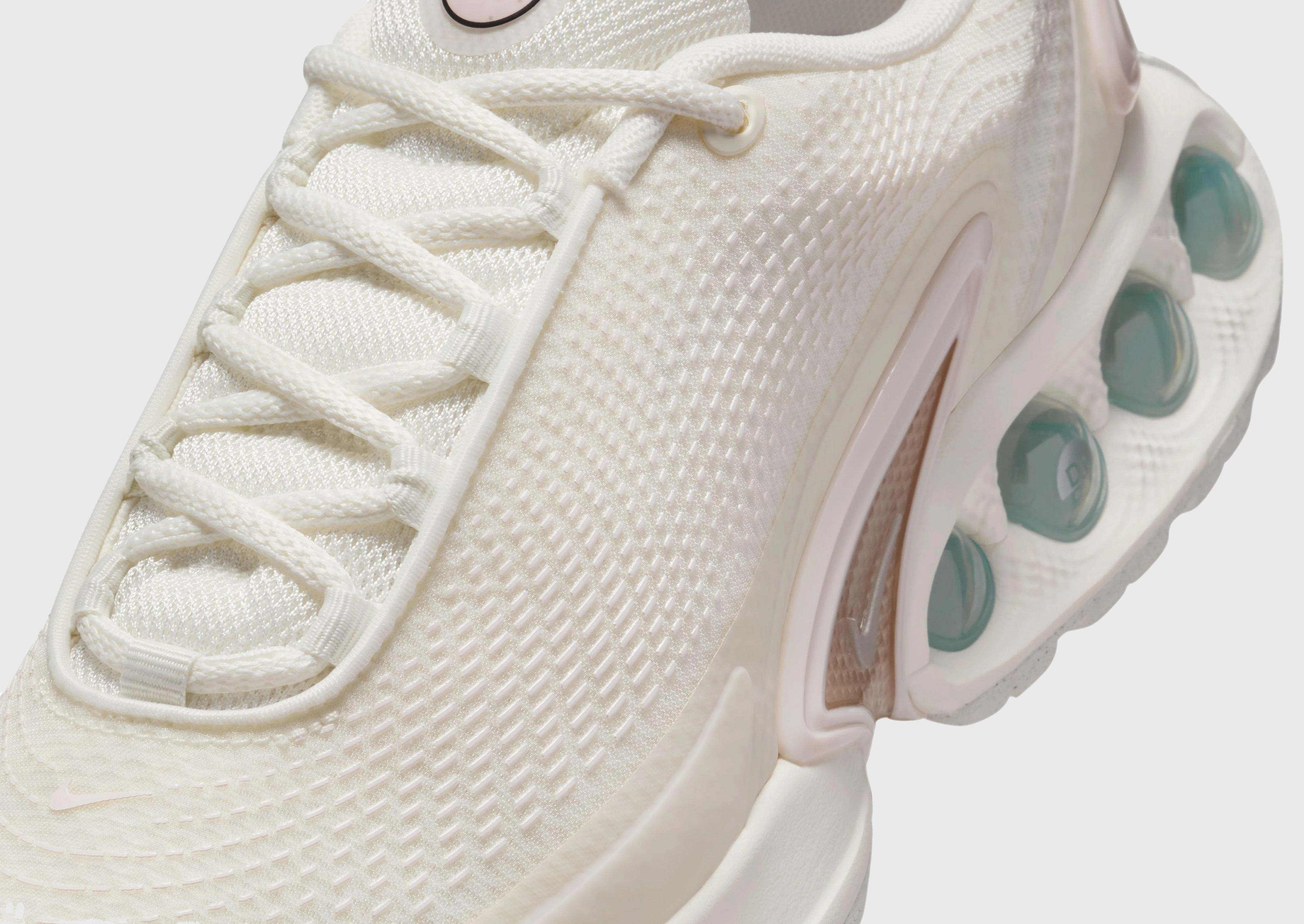 Engineered Comfort, Crafted Now, Ultra-Clean Style, Crafted To Wear, Life In Layers