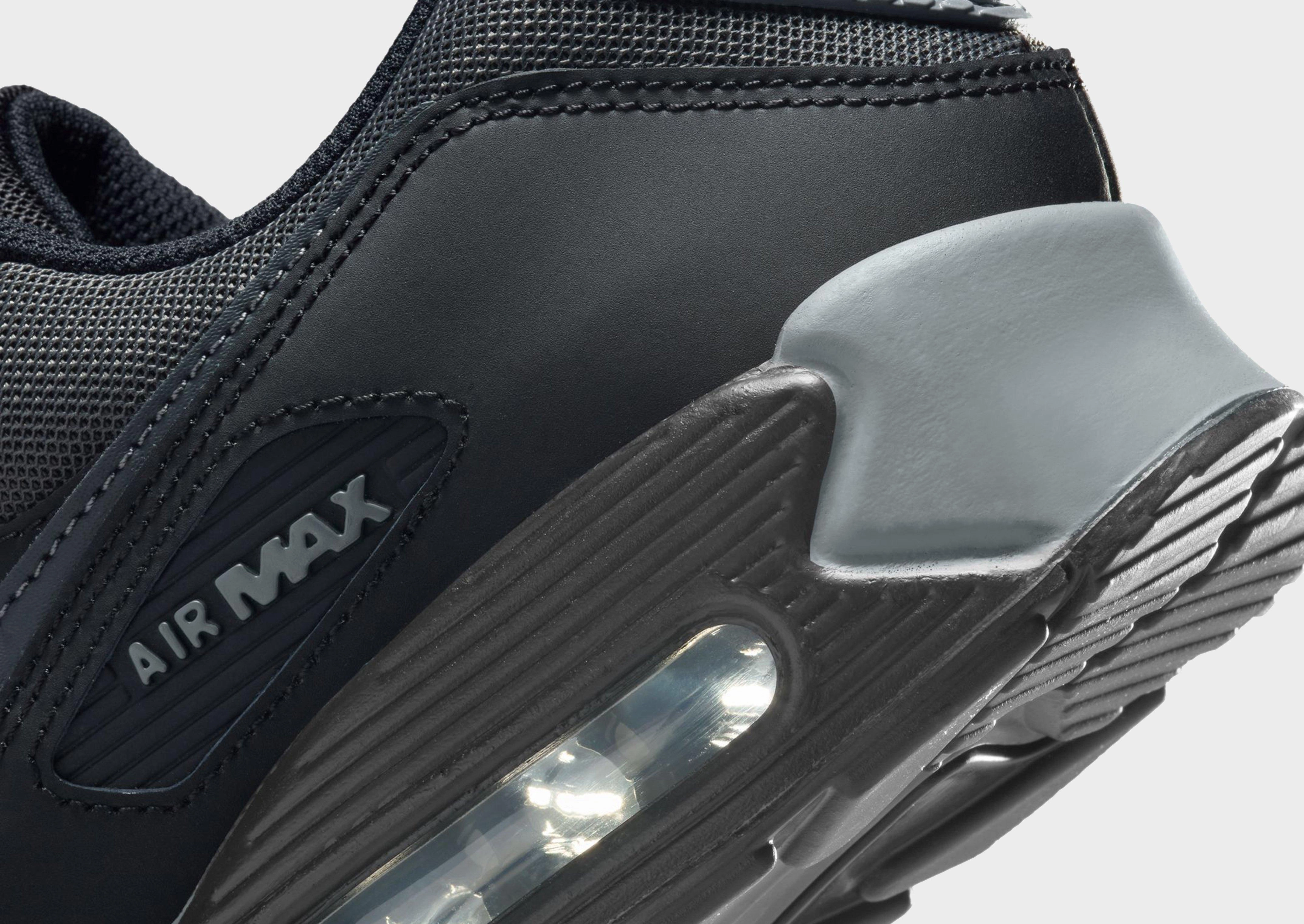 Fluid Design, Updated Rhythm, Layer With Ease, Fluid Motionwear, Refined And Raw
