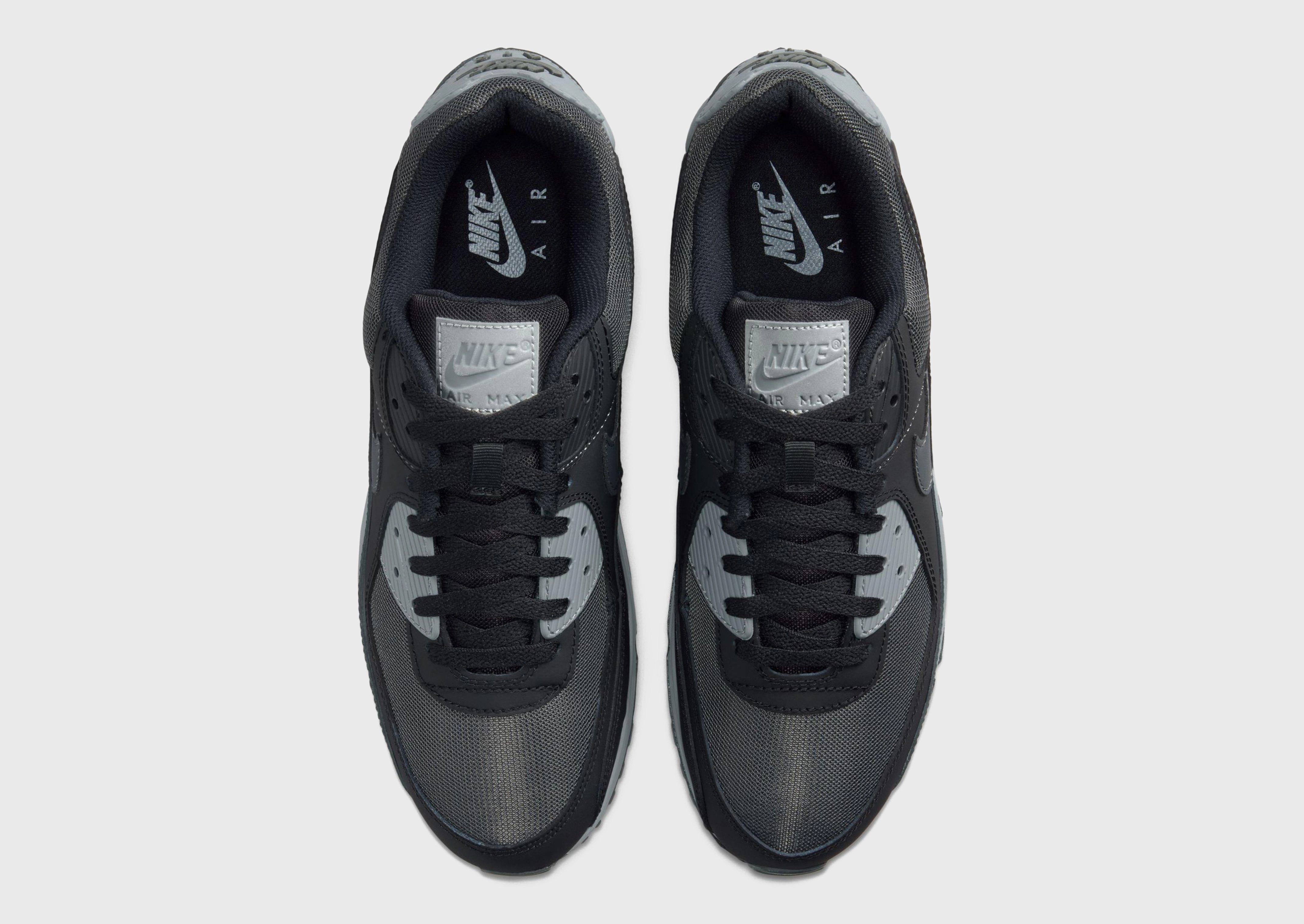 Freedom Dressed, City-Proof, Street-Ready, Form Meets Calm, Restless Fit, Everyday Motionwear, Elevated Simplicity
