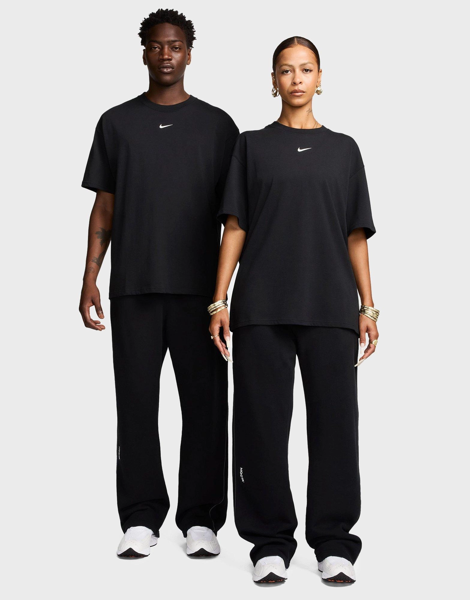 Sleek Citywear, Adapt To Flow, Style Built In, Everyday Ease, Signature Look, Intentional Vibe, Quiet Boldness