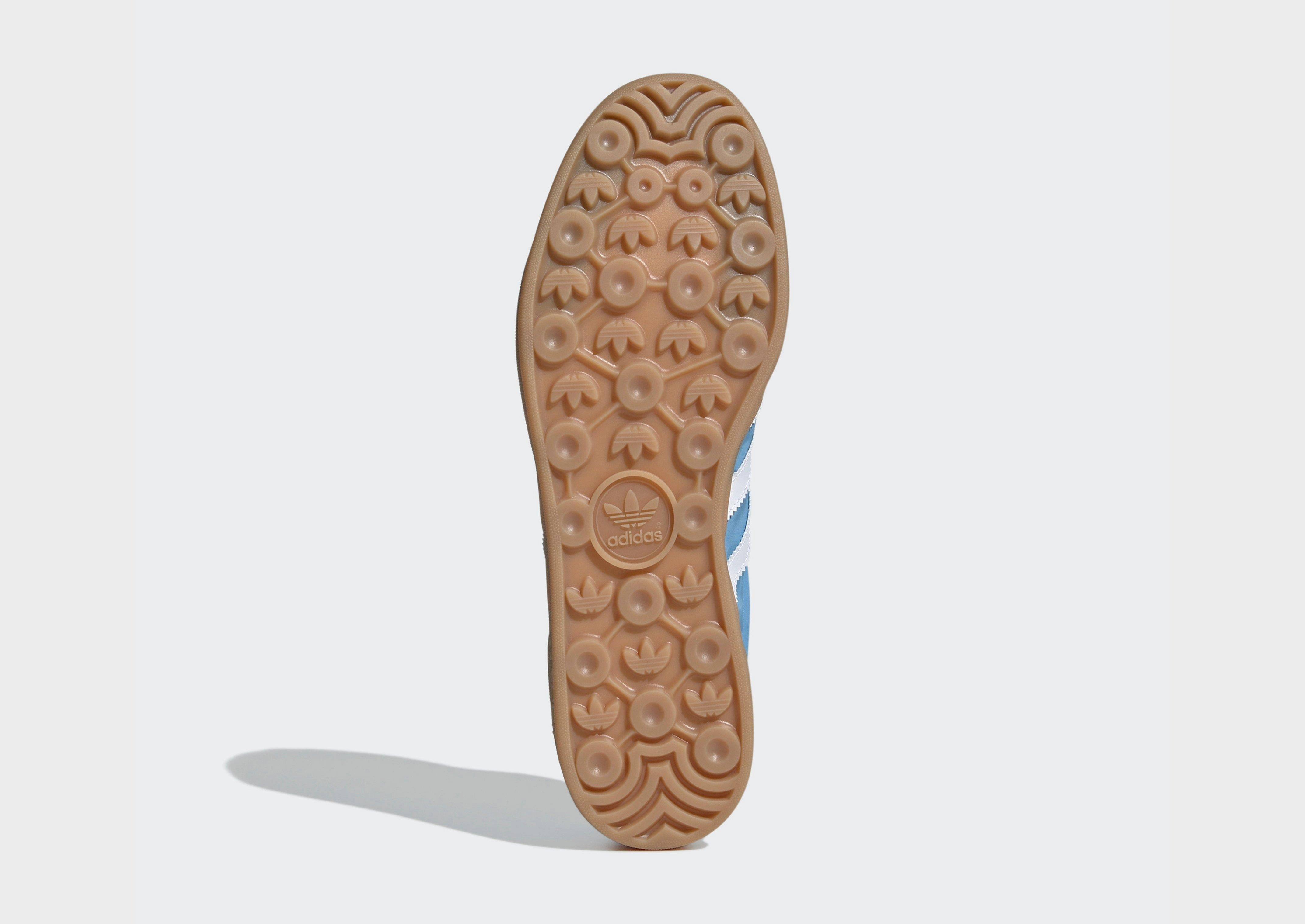 Everyday Fresh, Multi-Use Gear, Intentional Vibe, Refined Minimalism, Core To Explore, Easy Essential, Optimized Outfit