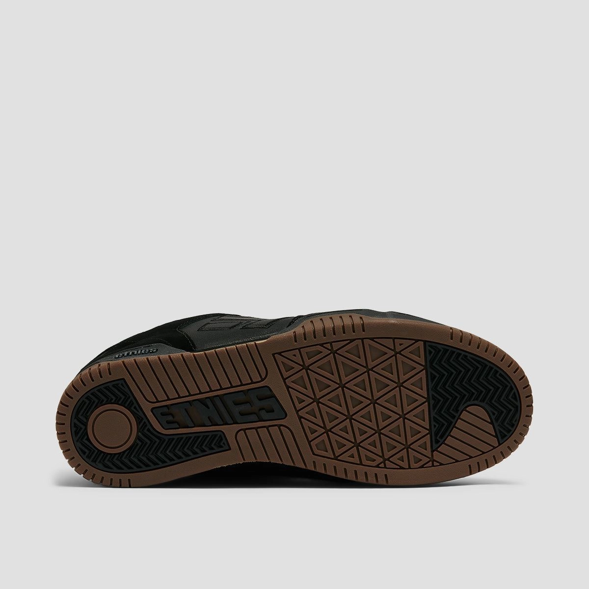 Cool Minimalism, Clean Profile, Adapt Your Pace, Purely You, Updated Rhythm, Conscious Layers, Smart Layering, Seasonal Updates