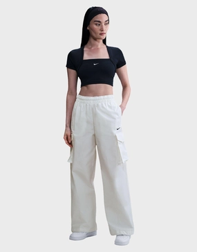 Creative Layers, Style Simplified, Low-Key Bold, Neutral Layers, Form-Led, Crafted Balance