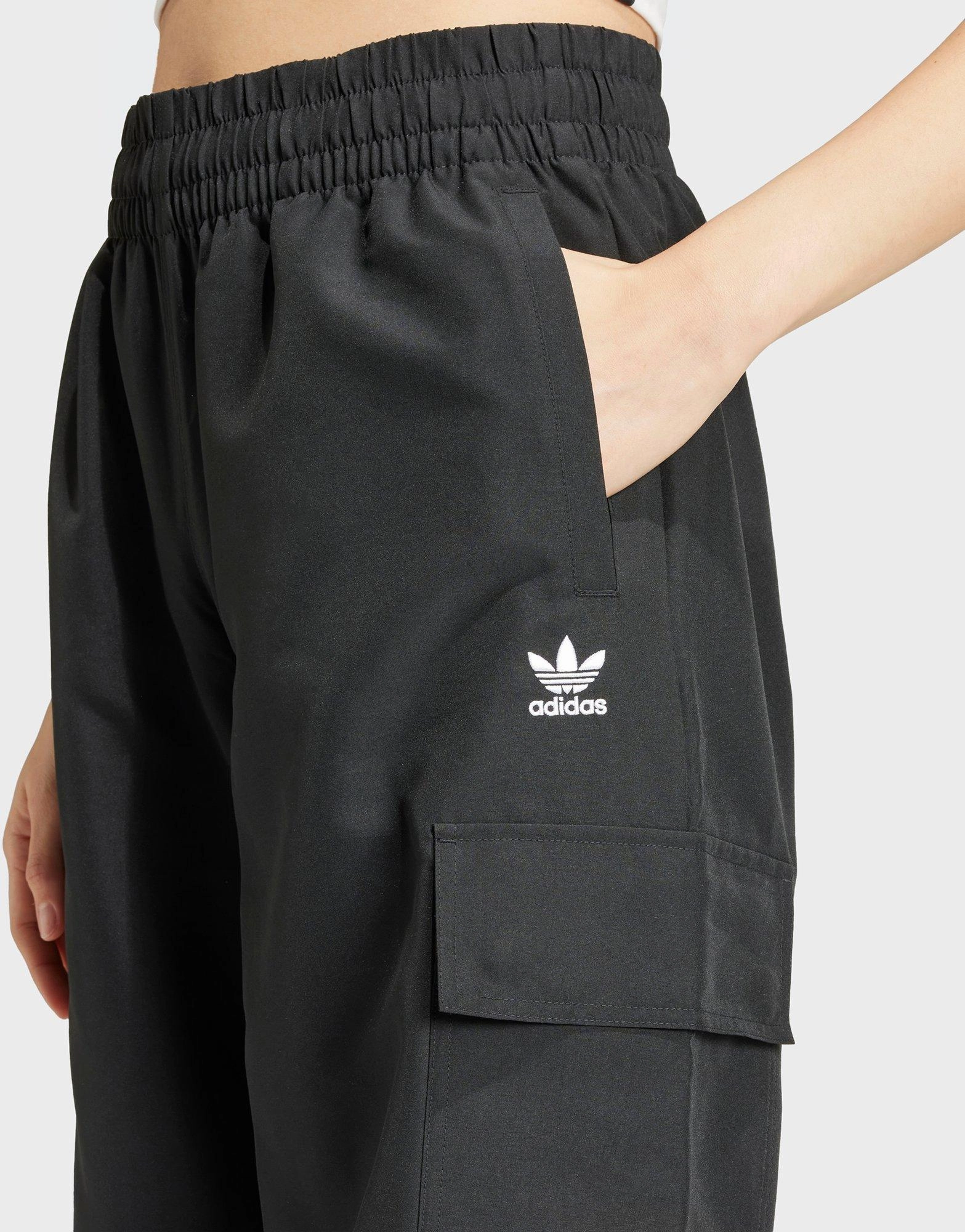 Modular Uniform, Vibe-Centered, Active-Inspired, Daily Build, Future Classic, Street Motion, Move-Fit