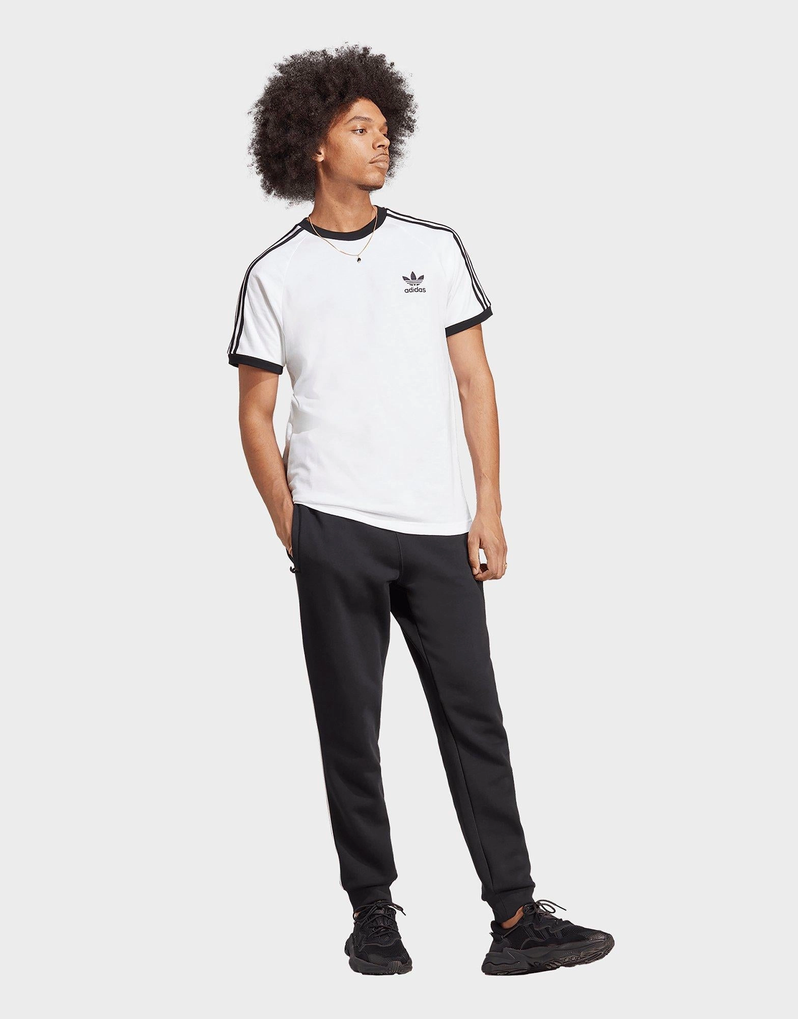 Expressive Minimal, Designed To Perform, Precision Layers, Flex And Fit, Live Light, Design Under Control, Rhythm Inspired, Soft Urban Core