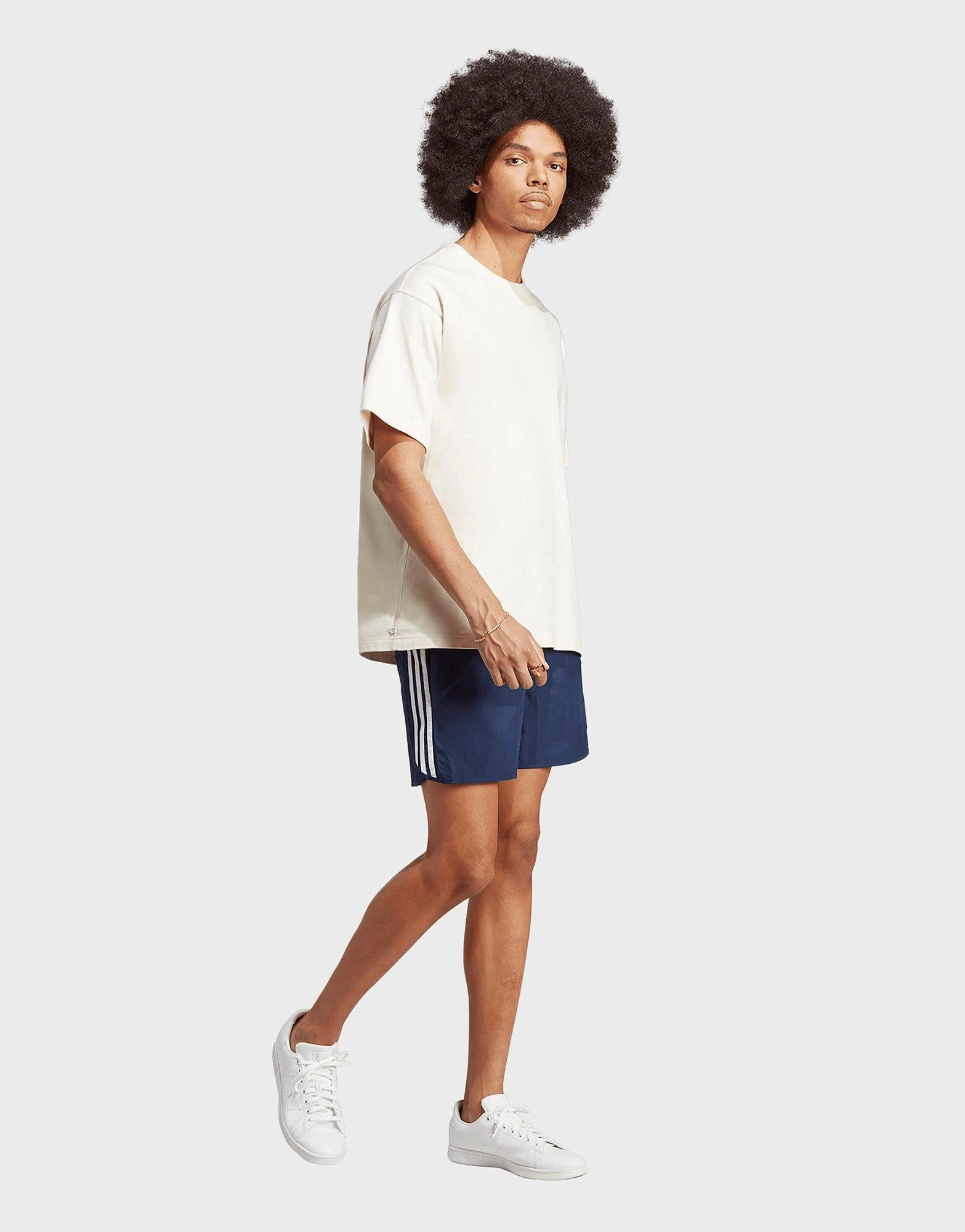 Future-Form, Subtle Style Gear, City Rhythm, Urban Focus, Adapt Your Pace