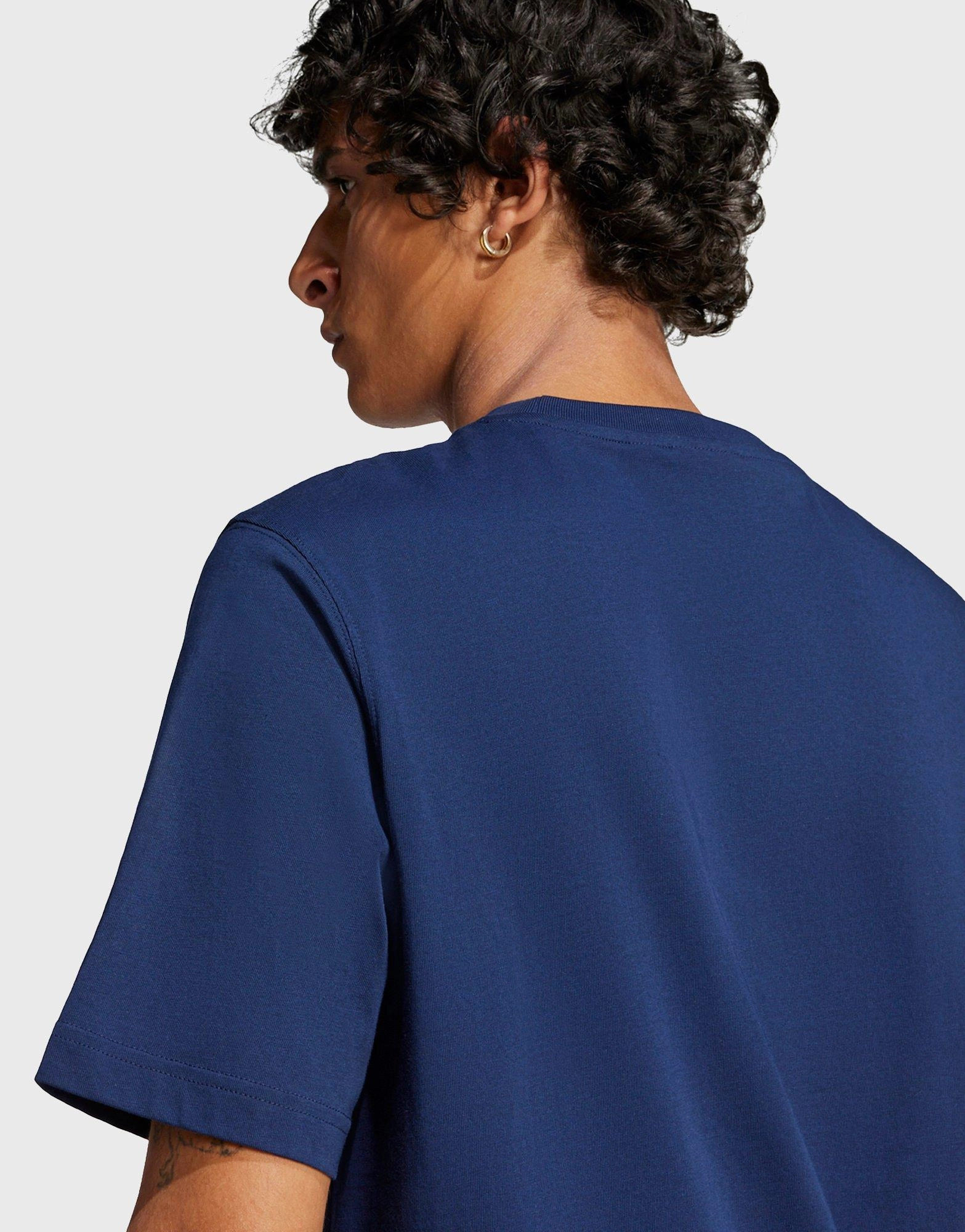 Easy Layering, Light Motion Gear, Dynamic Presence, Sleek Essentials, Modern Wearables, Live-Core, Updated Rhythm, Easy Fit System