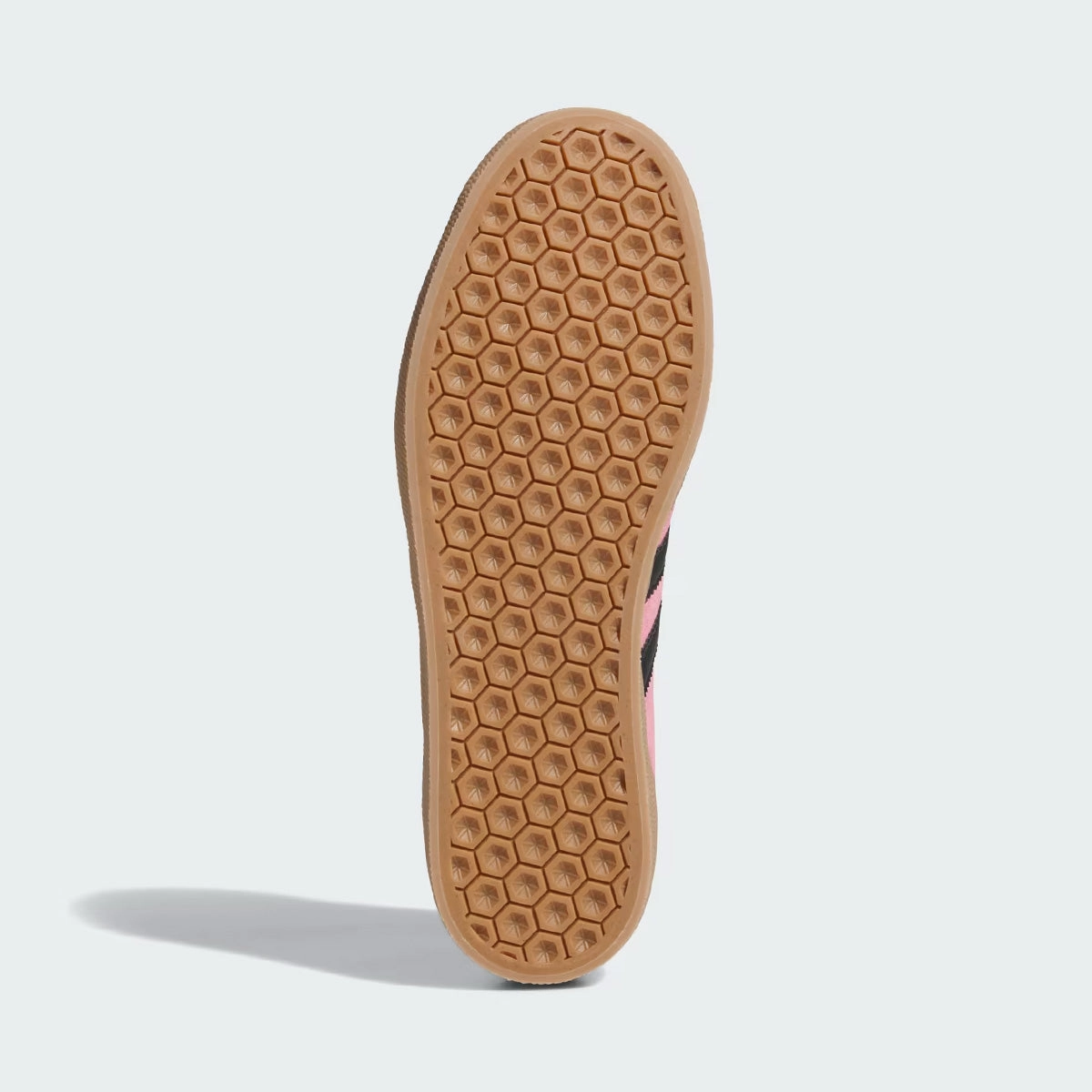 Clean-Forward, Future-Light, Low-Key Luxe, The New Essential, Elevate Your Day, Ready For Streets, Make It Flow, Refined Streetwear