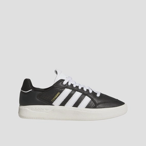 Designed For Pace, Layer With Ease, Seasonless Energy, Express In Ease, Street Form, Cool Shift