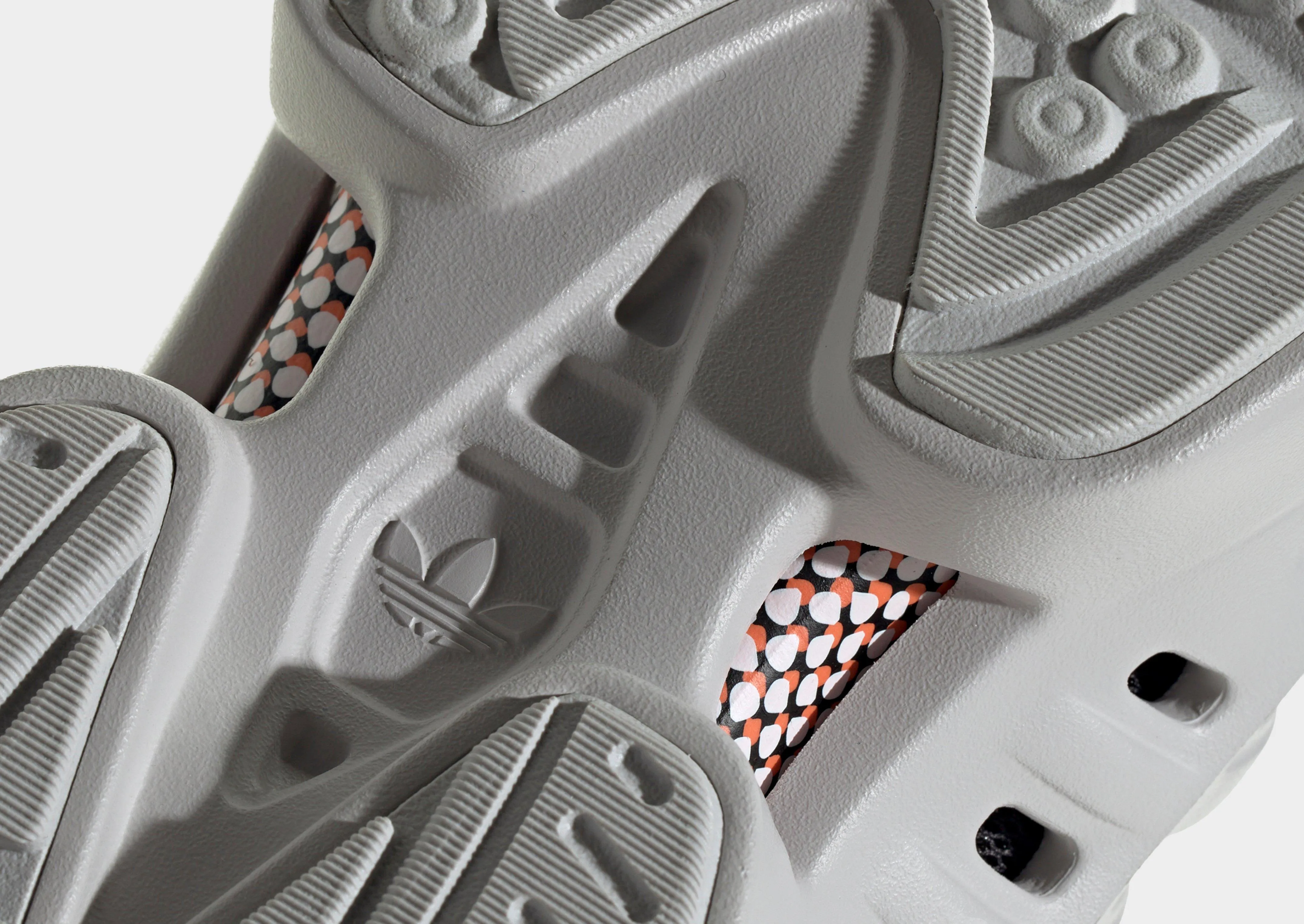 Urban Focus, Refined Structure, Urban Energy, Motion-Driven, Shift Into Ease, Lifestyle Modular