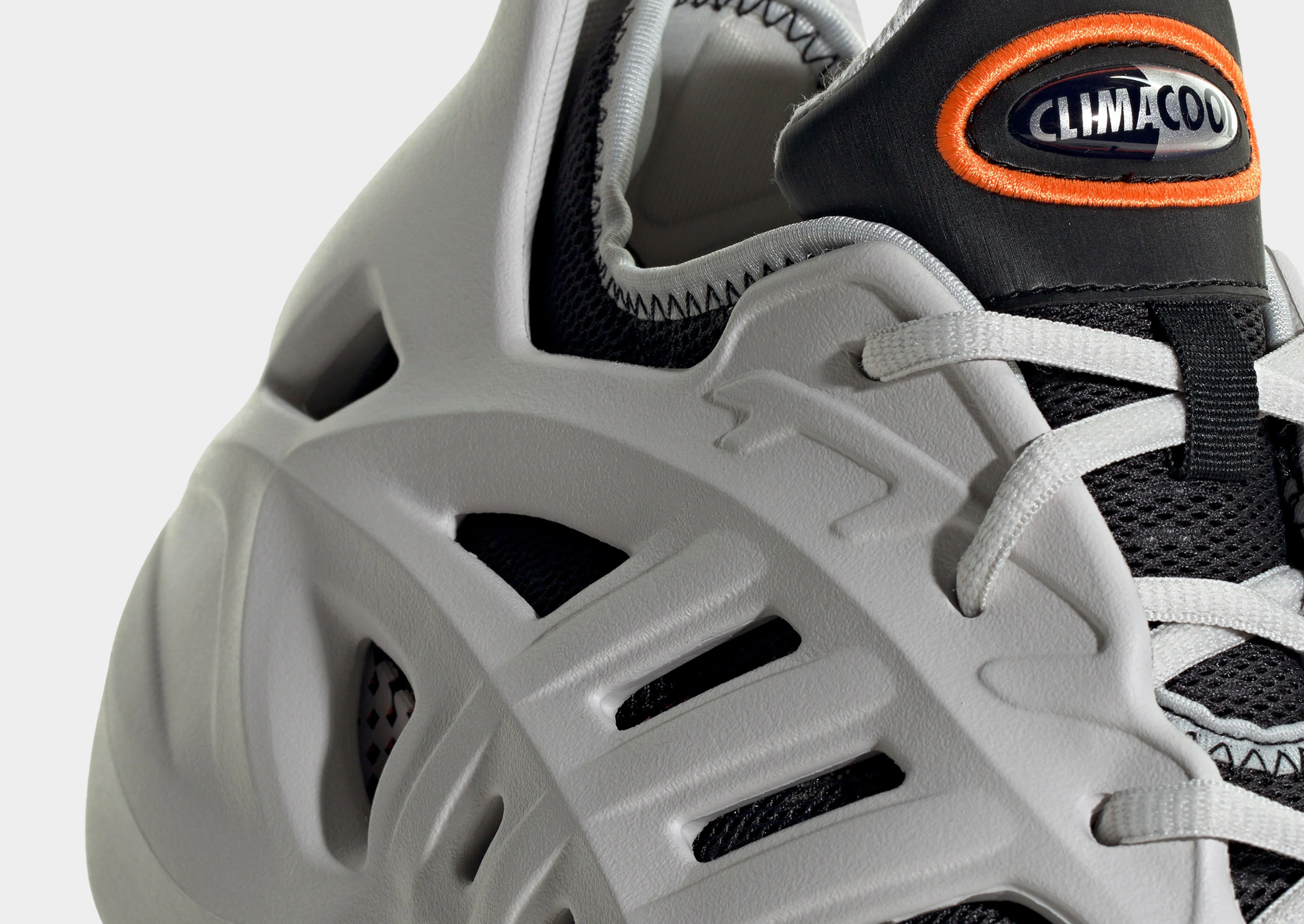 Easy Motion, Cool Experience, Updated Basics, Active-Inspired, Confident Layers, Clean Profile
