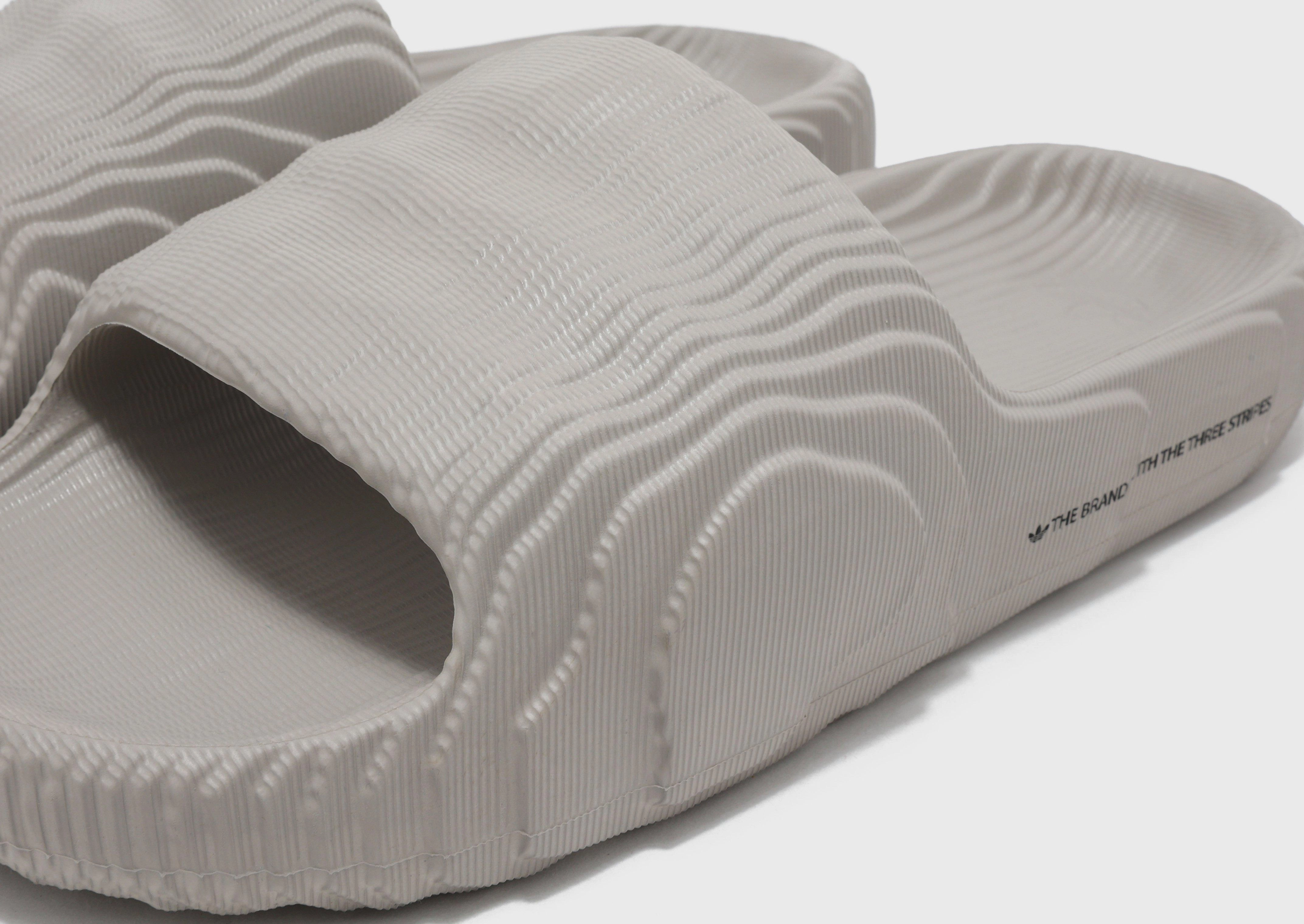 Life, Reimagined, Essence Wear, Seamless Transitions, Wearable System, Bold And Clean