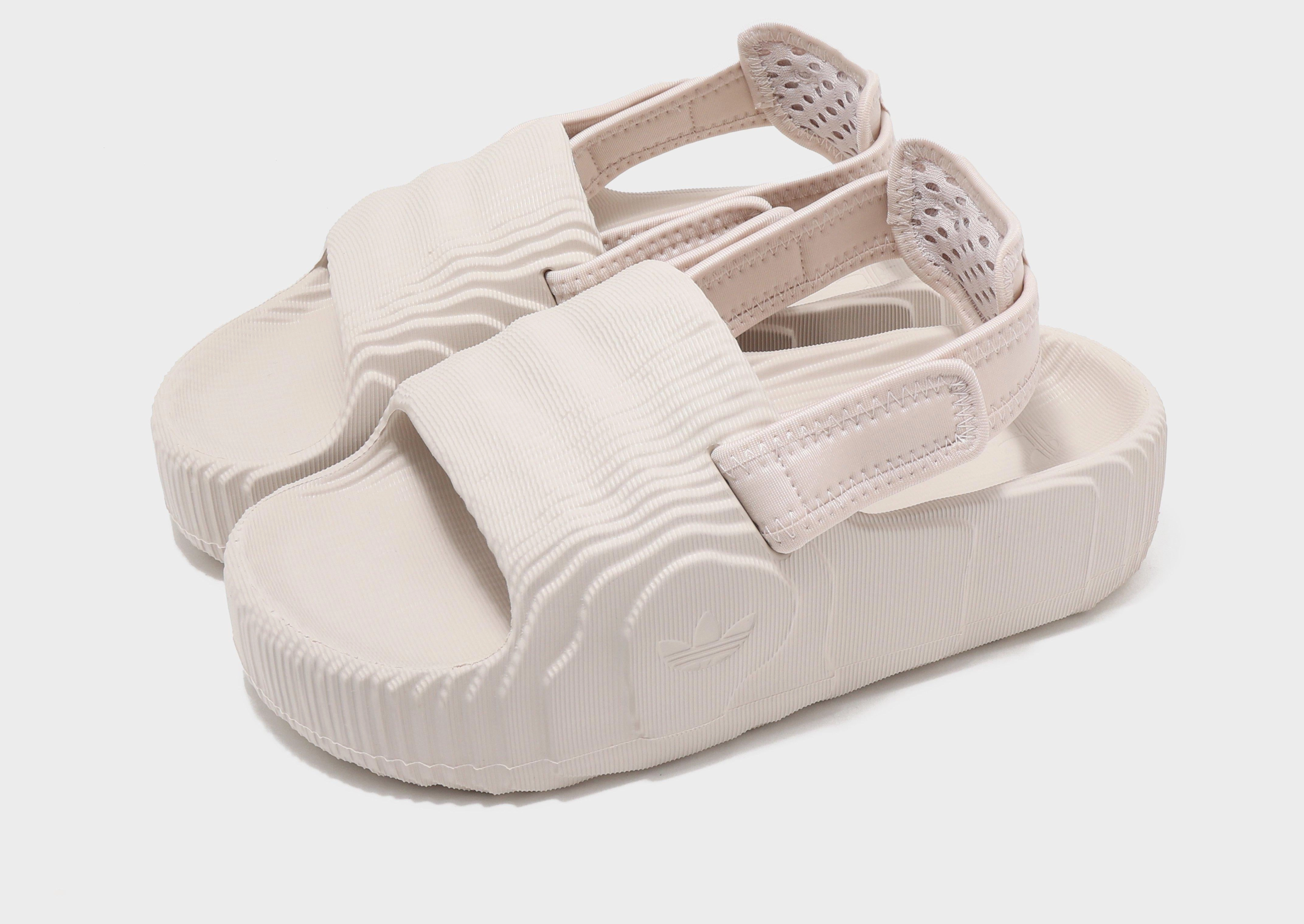 Future-Forward Comfort, Shaped For Today, Style Flowwear, Sleek Essentials, Smooth Fit
