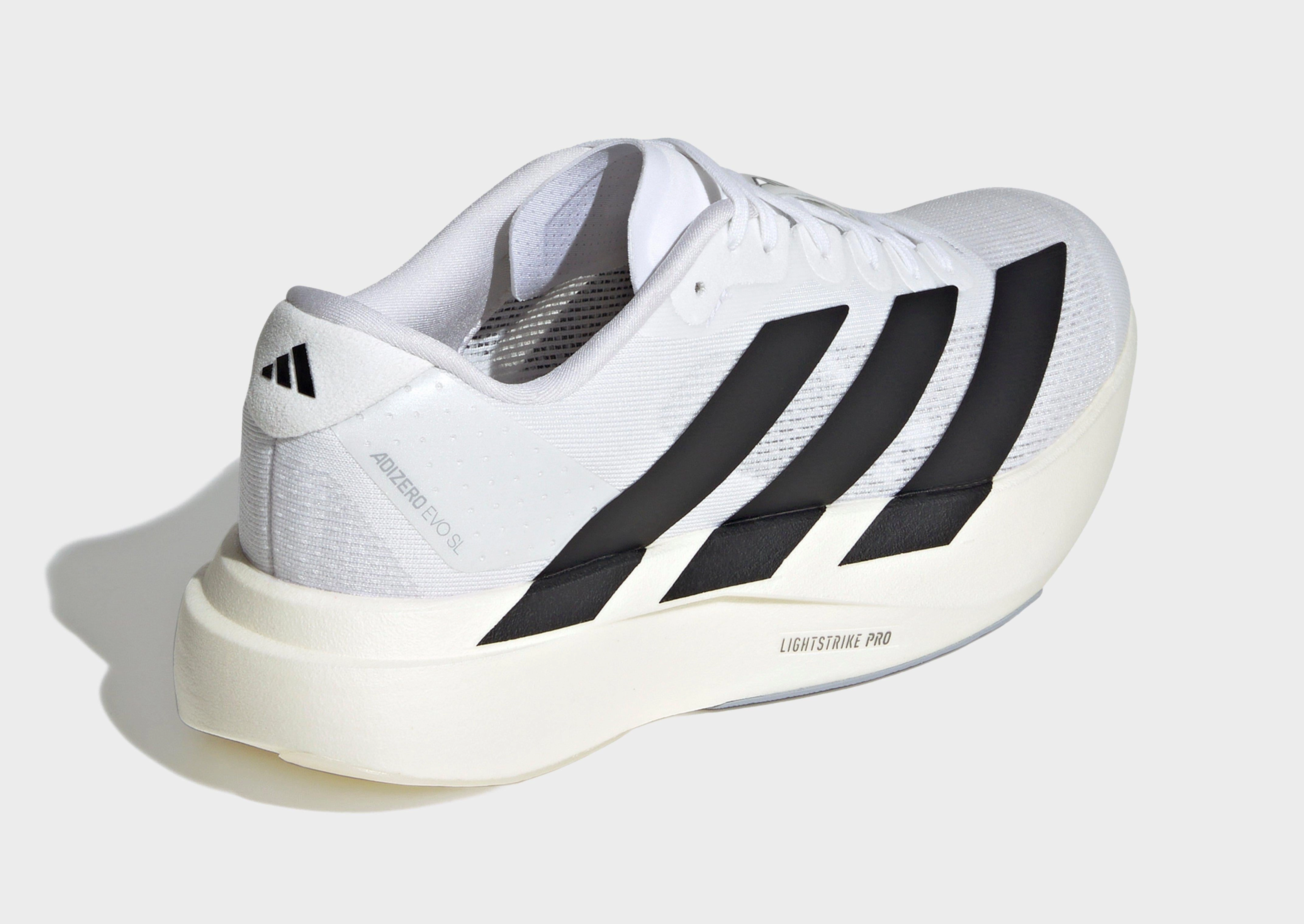 Confident Comfort, Everyday Comfort, Minimal Focus, Relaxed Motion, Relaxed Innovation, Adaptive Edge
