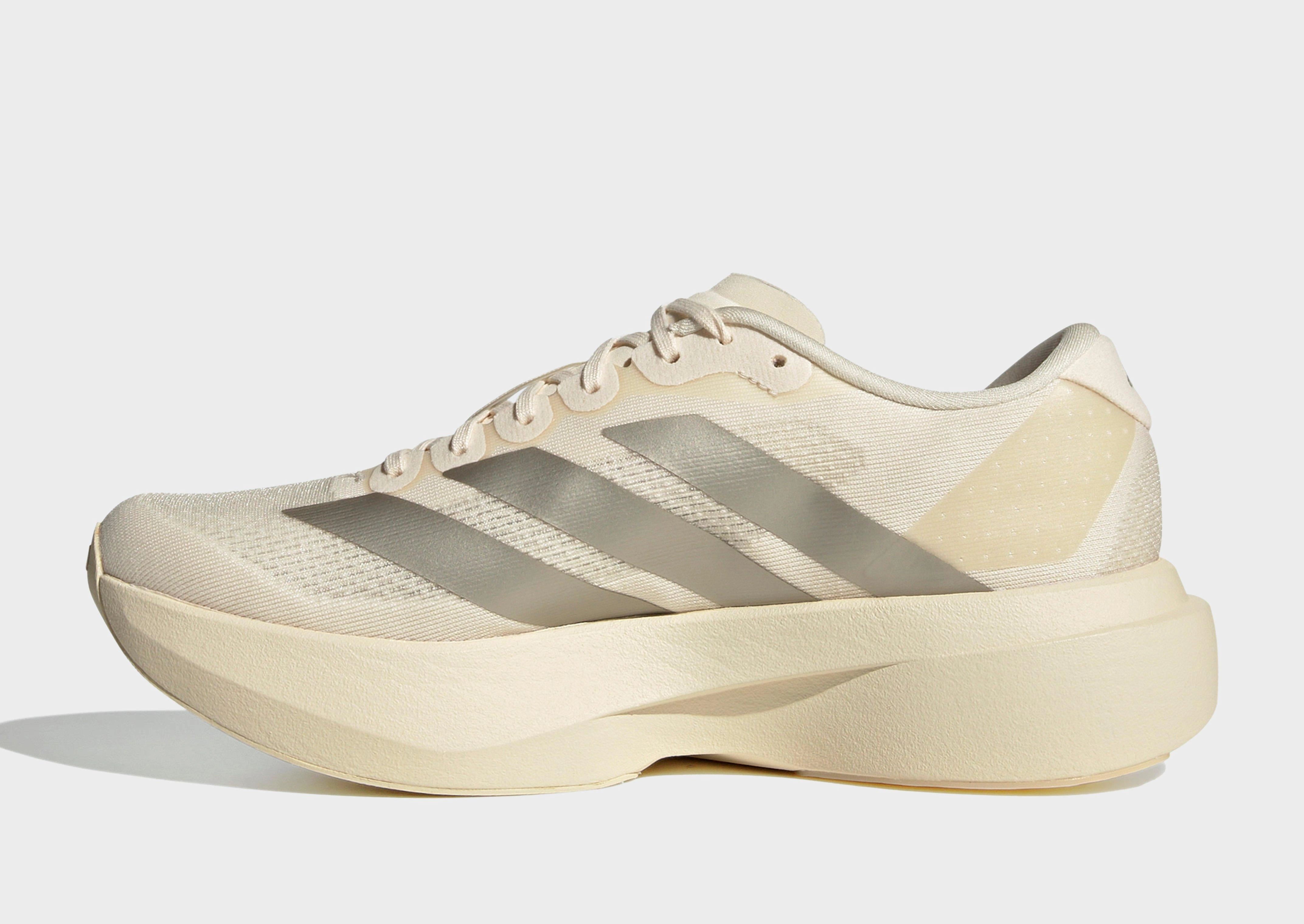 Core Elements, Refined Structure, Cool Minimalism, Adapt And Go, Everyday Ease