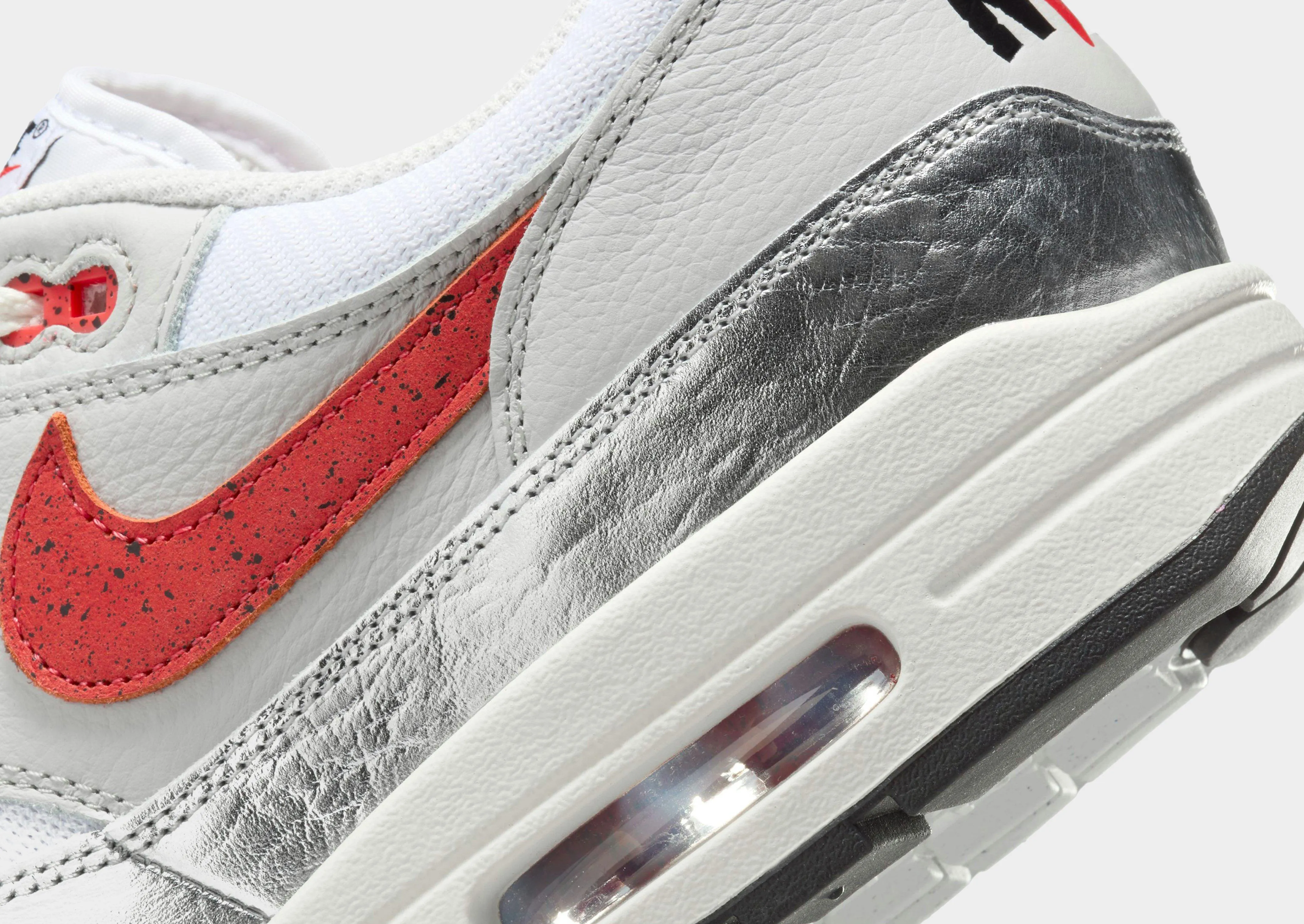 Bold And Clean, Made For Days, Flow-Forward Gear, Curated City, Modern Build, Elevate Your Day