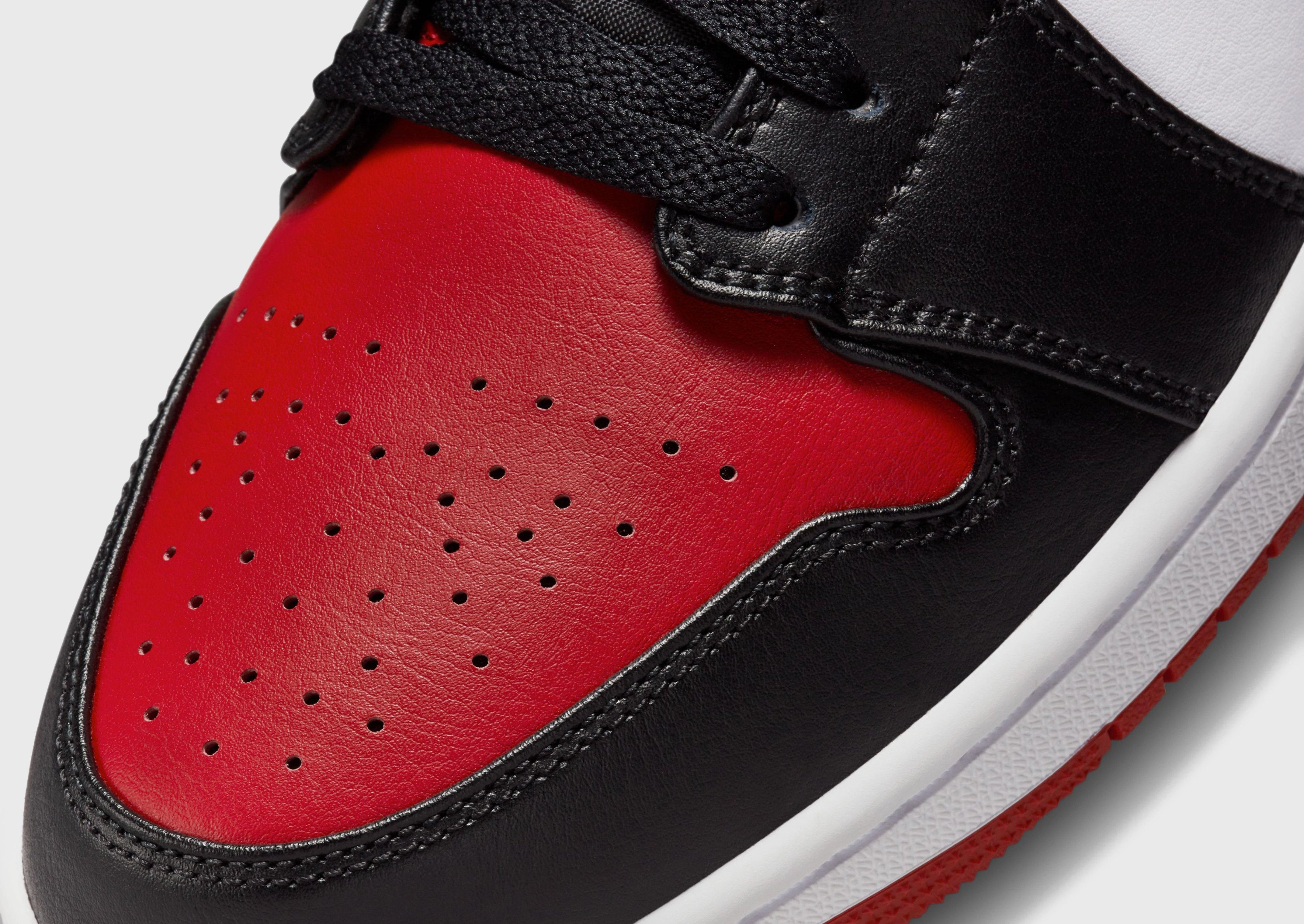 Refined Streetwear, Form Meets Calm, Modern Build, Streamlined Urban, Urban Core