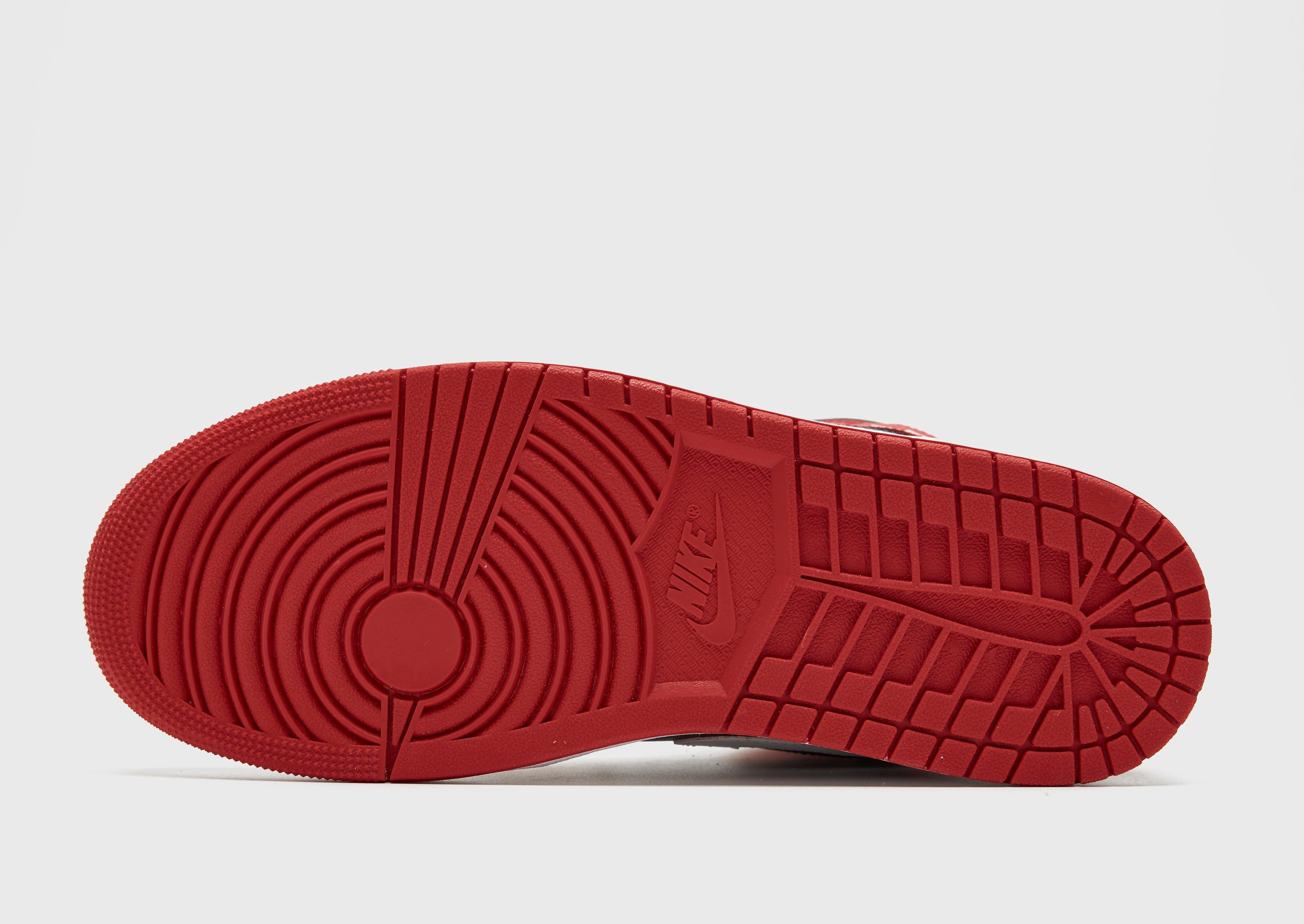 Easy Motion, Engineered To Adapt, Move-Easy Layers, Freedom Fit, Refined Minimalism, Dynamic Looks, Modern Utility