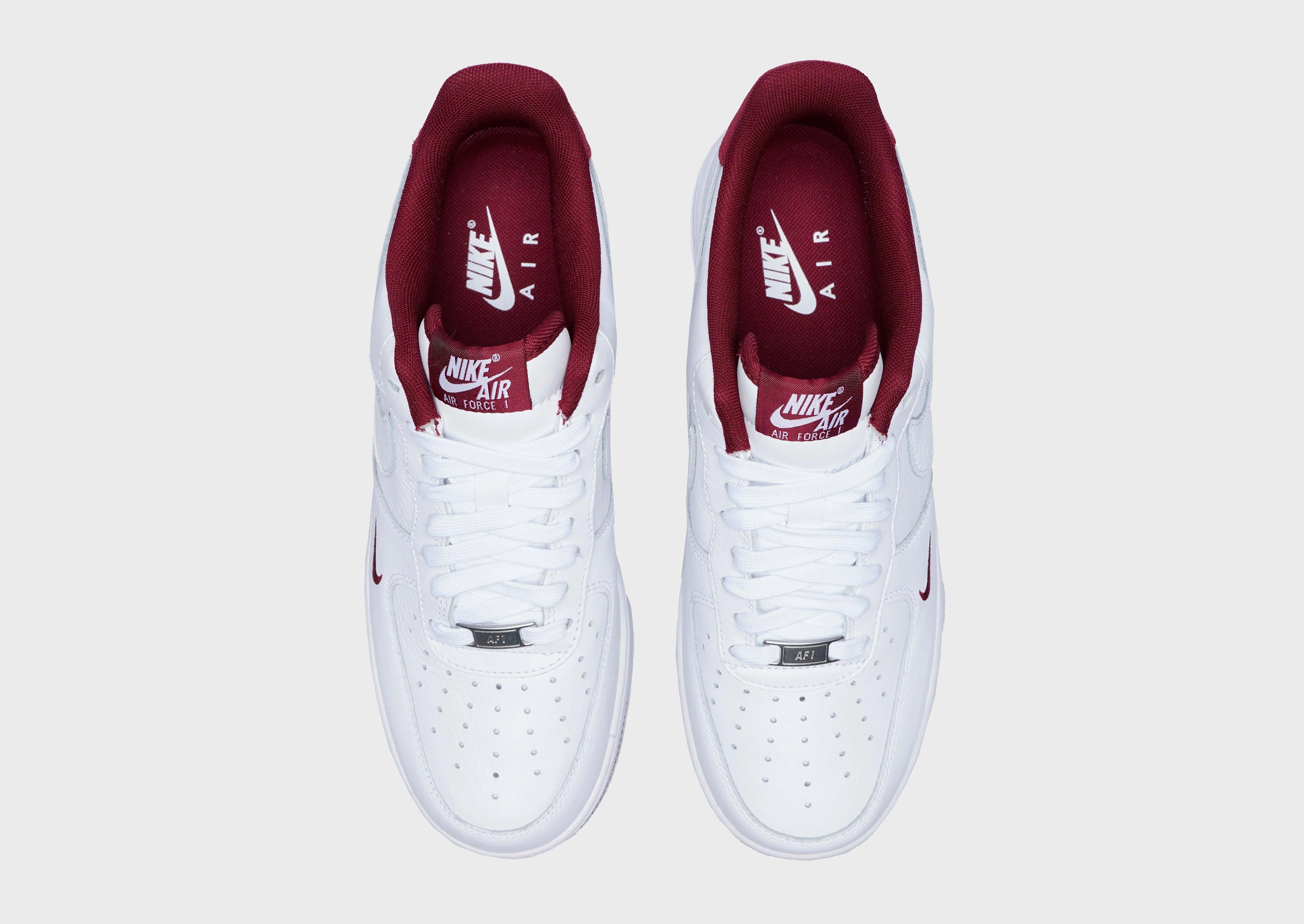 Cool Shift, Ease Daily, Ease In Design, Iconic Minimalism, Bold Comfort, City Uniform, Refined Streetwear, Vibe-Driven Gear