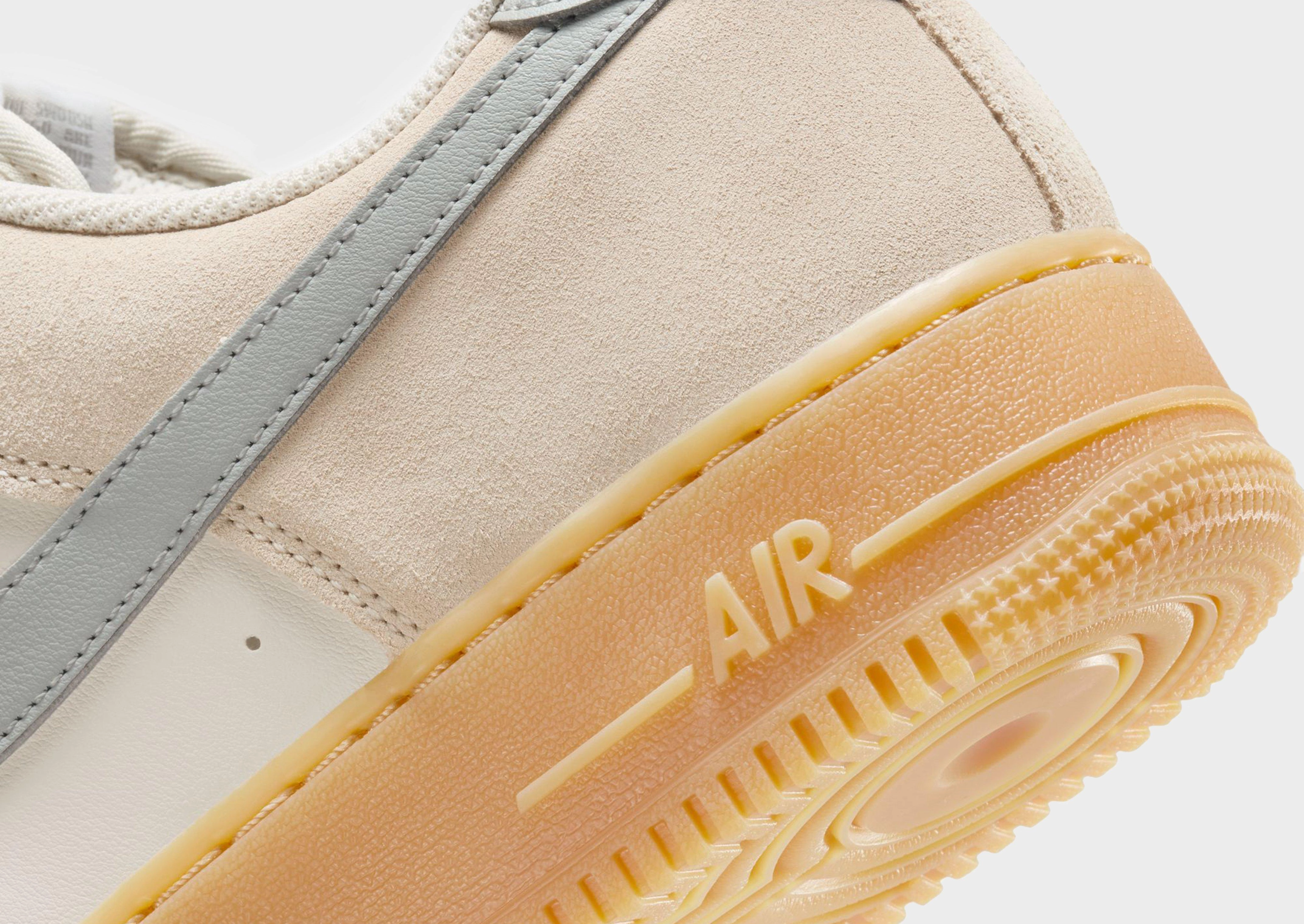 Future-Neutral, Layered Living, Crafted Fit, Go-Gear, Clean Direction, All-Day Rhythm, Your Mobile Look