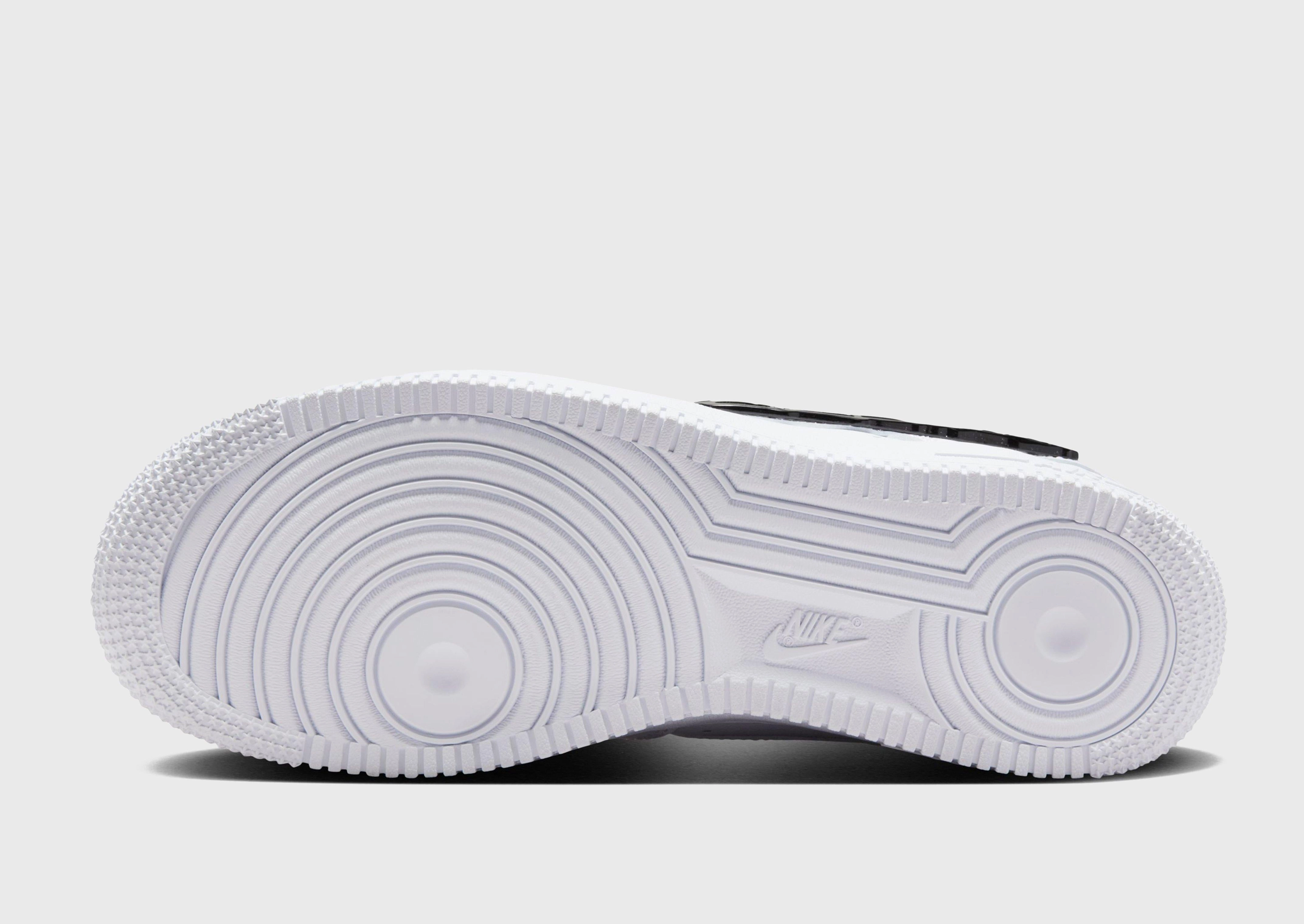 Anytime Movement, Tailored Ease, Seasonless Energy, Subtle Style Gear, Comfort-Driven
