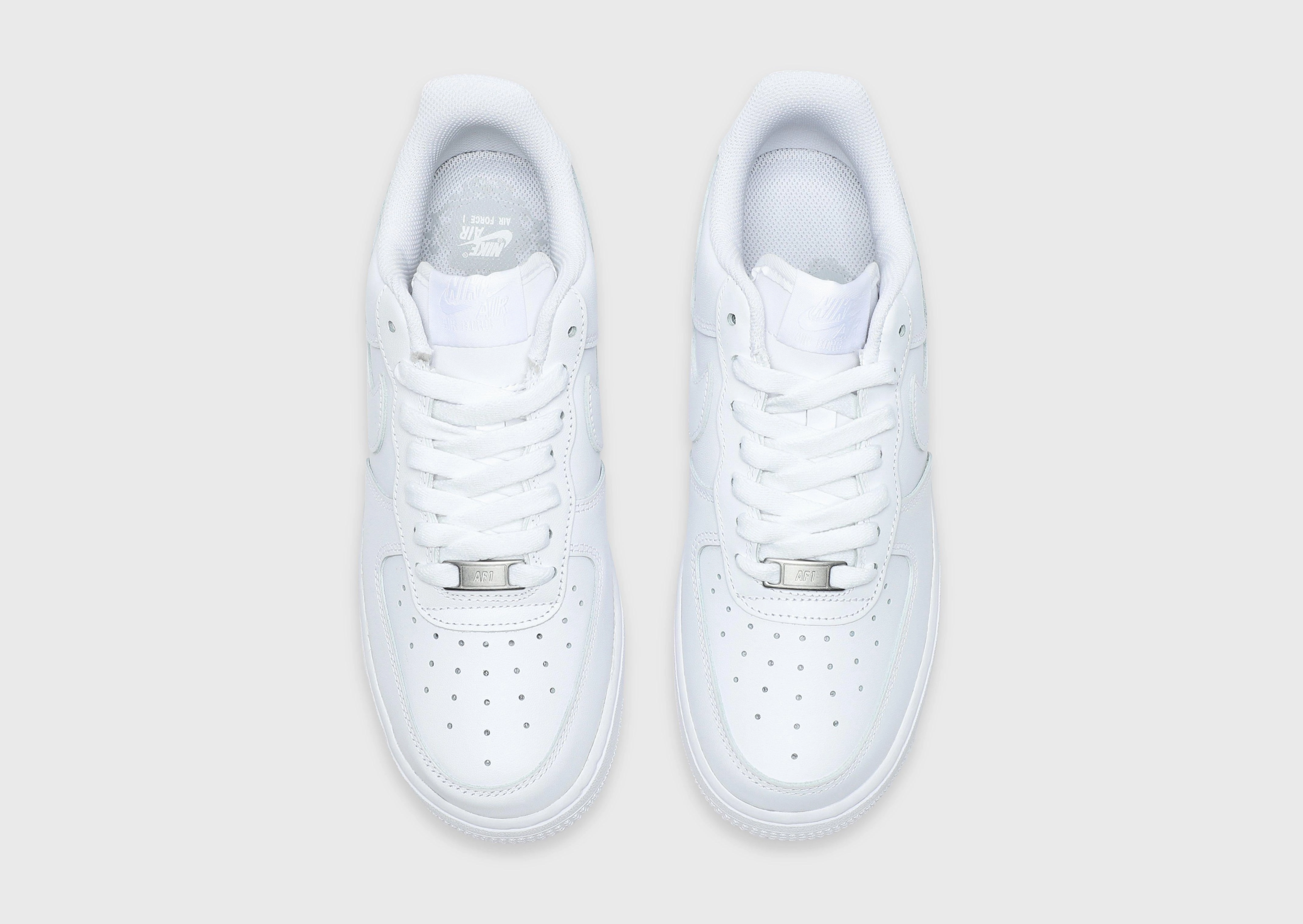 Relaxed Refinement, Crafted Quality, Light-Living, Urban Core, Refined Edgewear, Refined Fit Gear, Ease And Balance
