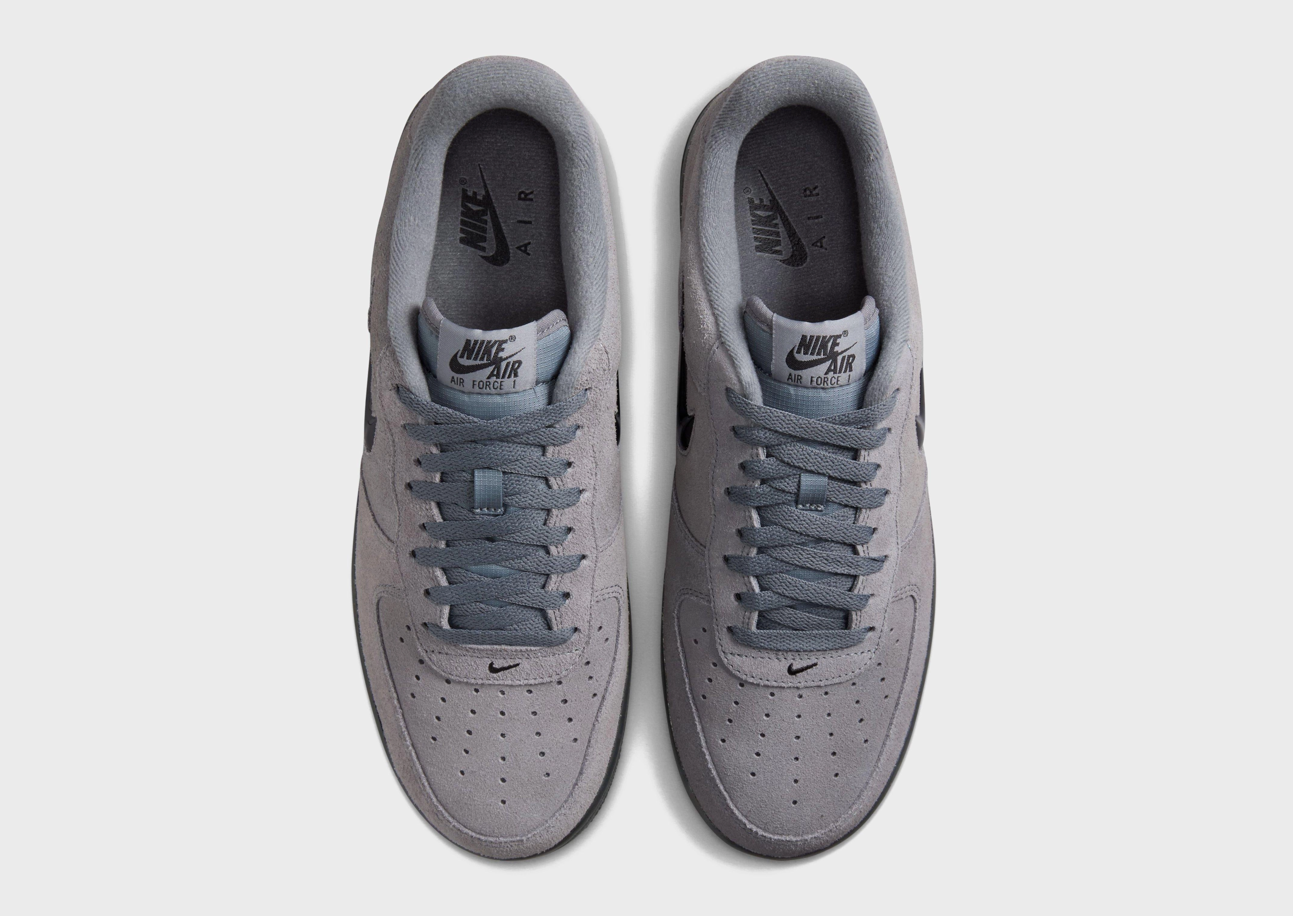 Designed To Layer, Shift Gear, Elevated Minimal, Universal Outfit, Core Function, Versatile Mood, Lightweight Presence