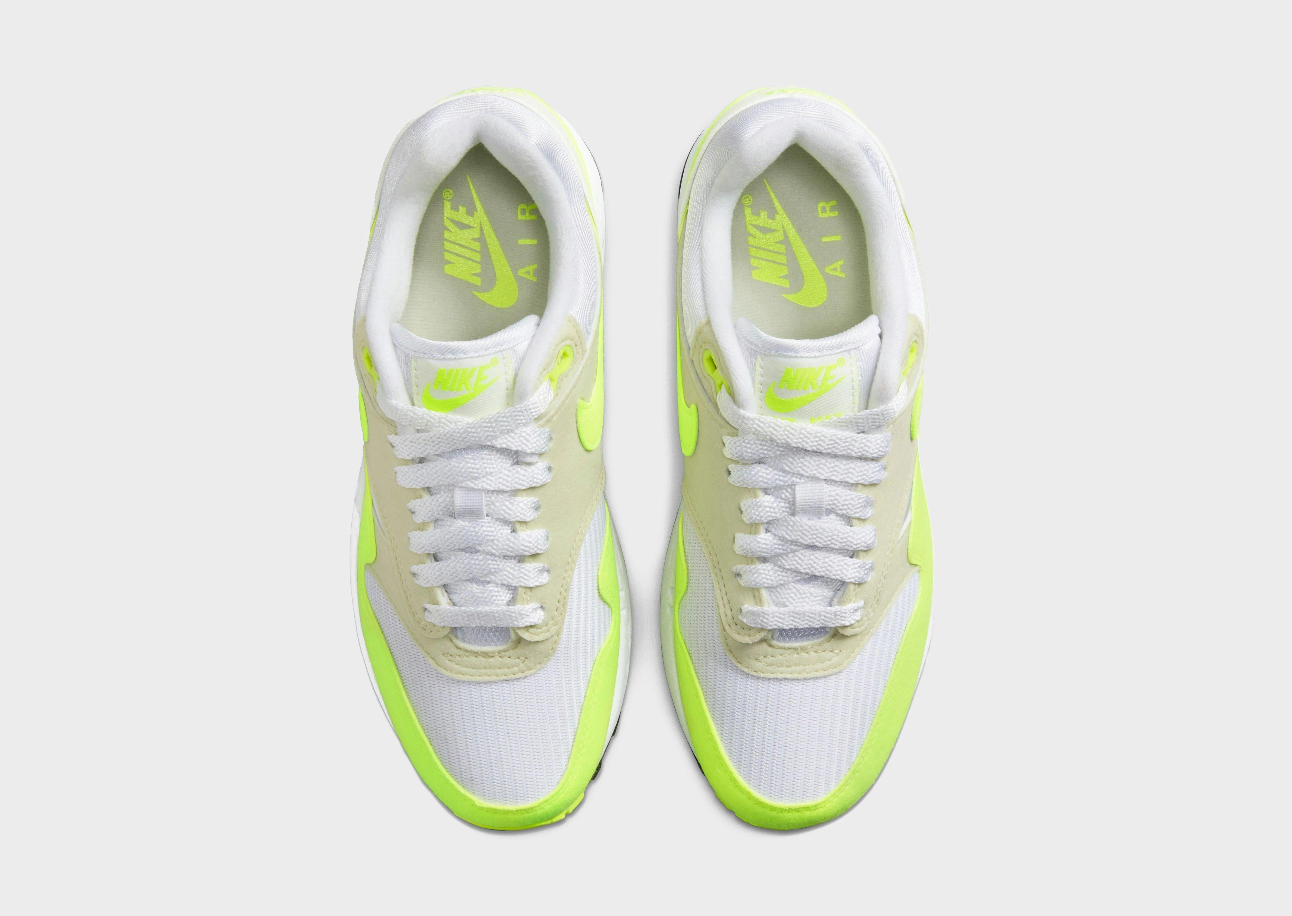Crafted Clarity, Expressive Minimal, Engineered To Adapt, Quiet Boldness, Adapt-Fit Gear, Modern Momentum